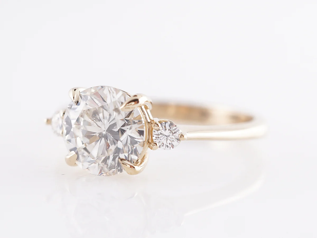 1.84 Round Brilliant Cut Diamond Engagement Ring in 14k Yellow Gold - Image 2