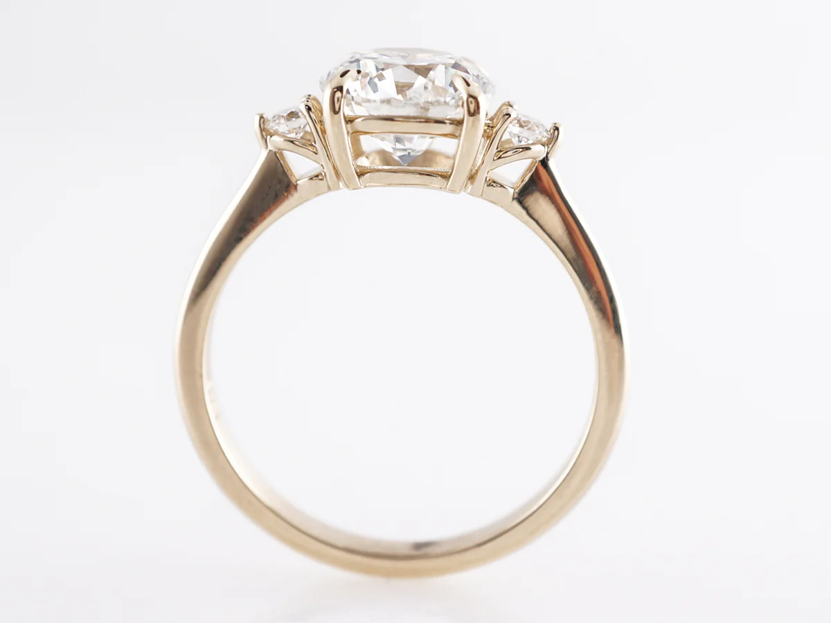 1.84 Round Brilliant Cut Diamond Engagement Ring in 14k Yellow Gold - Image 4