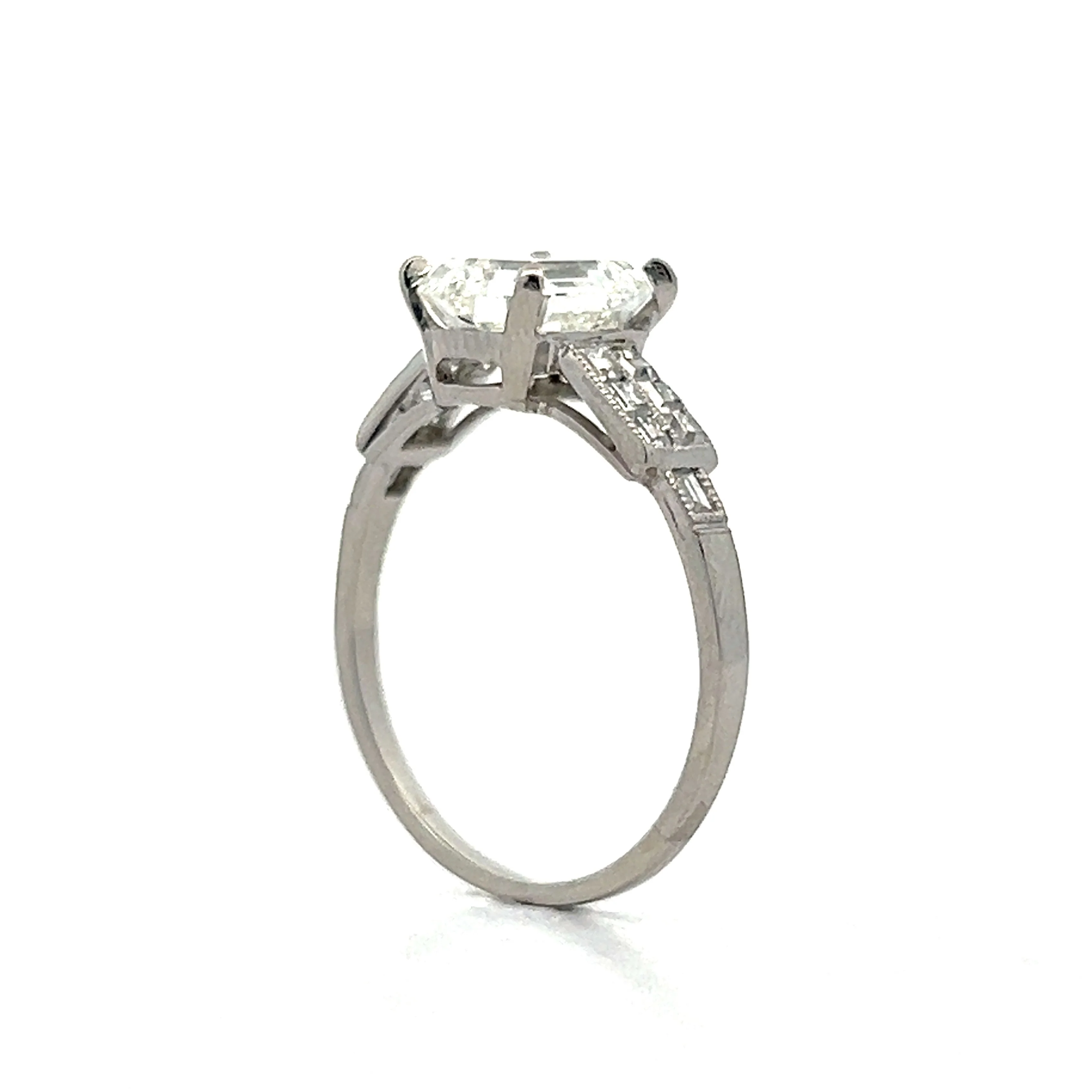 1.90 Antique Art Deco Engagement Ring in Platinum - Image 5