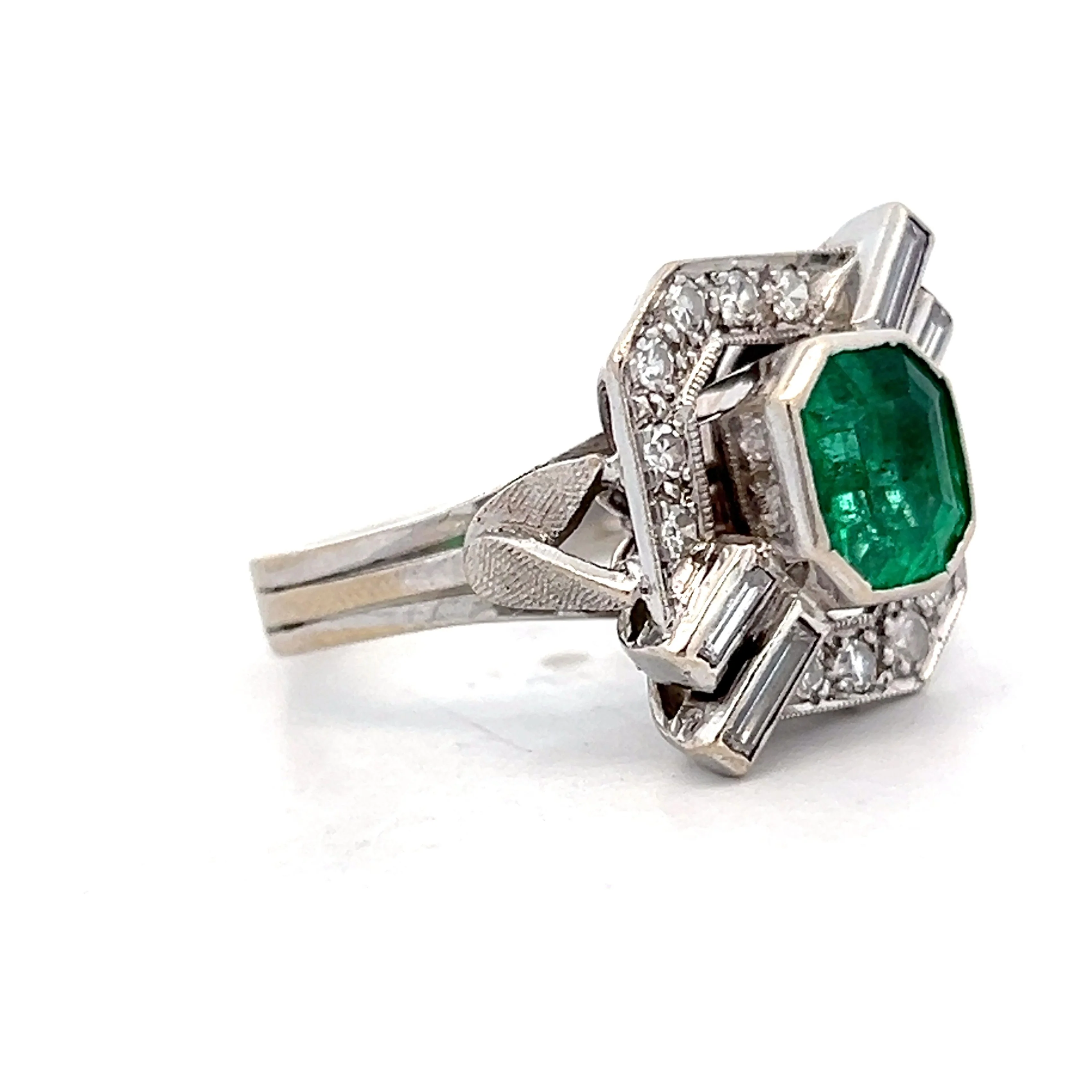 1.93 Antique Deco Emerald & Diamond Cocktail Ring in 18k - Image 3