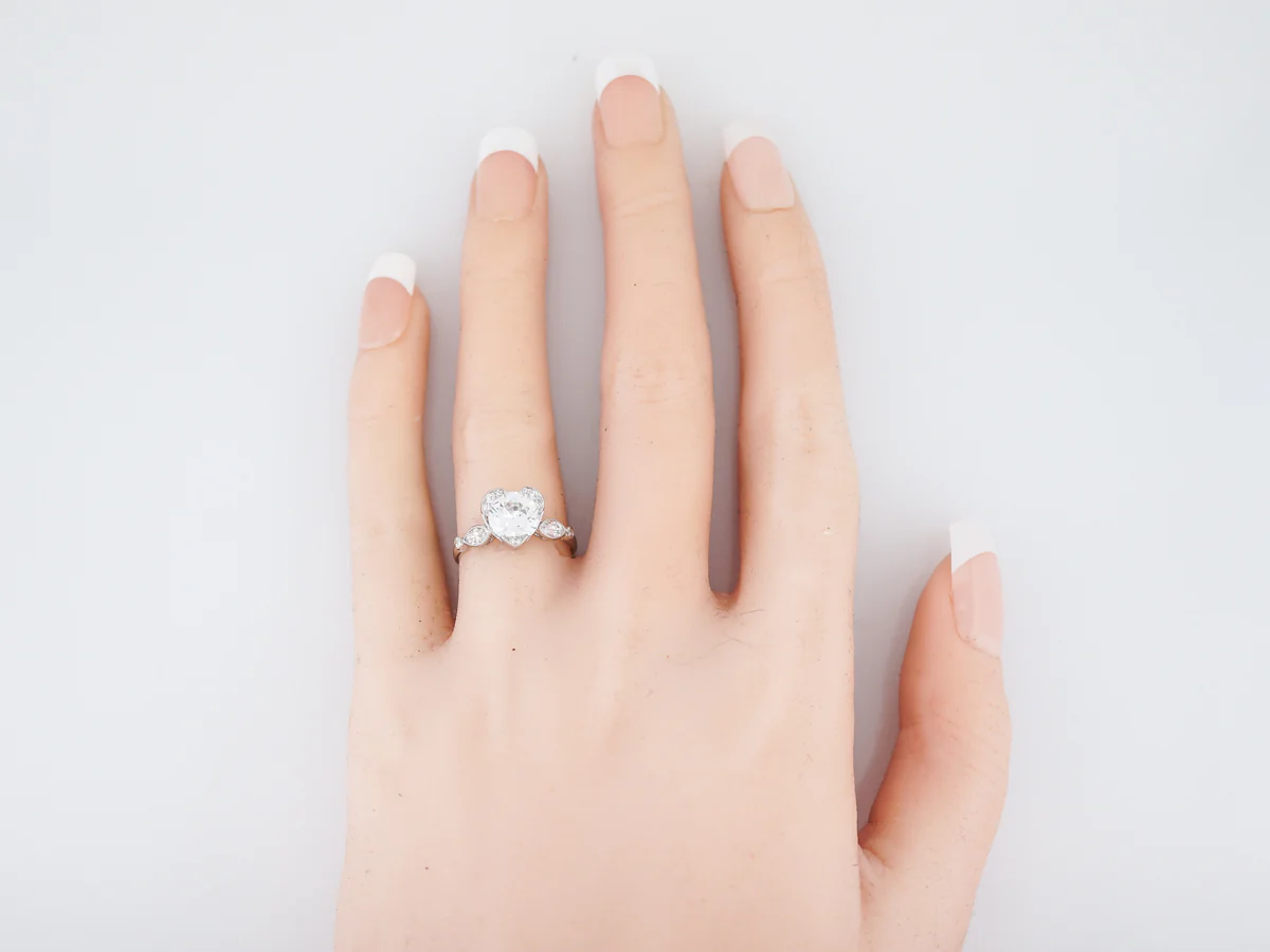 1 Carat Heart Shaped Vintage Engagement Ring in Platinum - Image 7