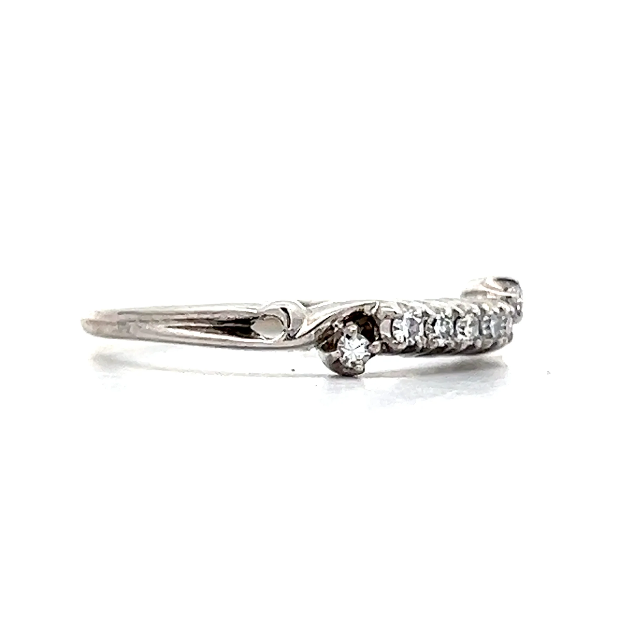 .10 Art Deco Asymmetrical Wedding Band in 18k - Image 3