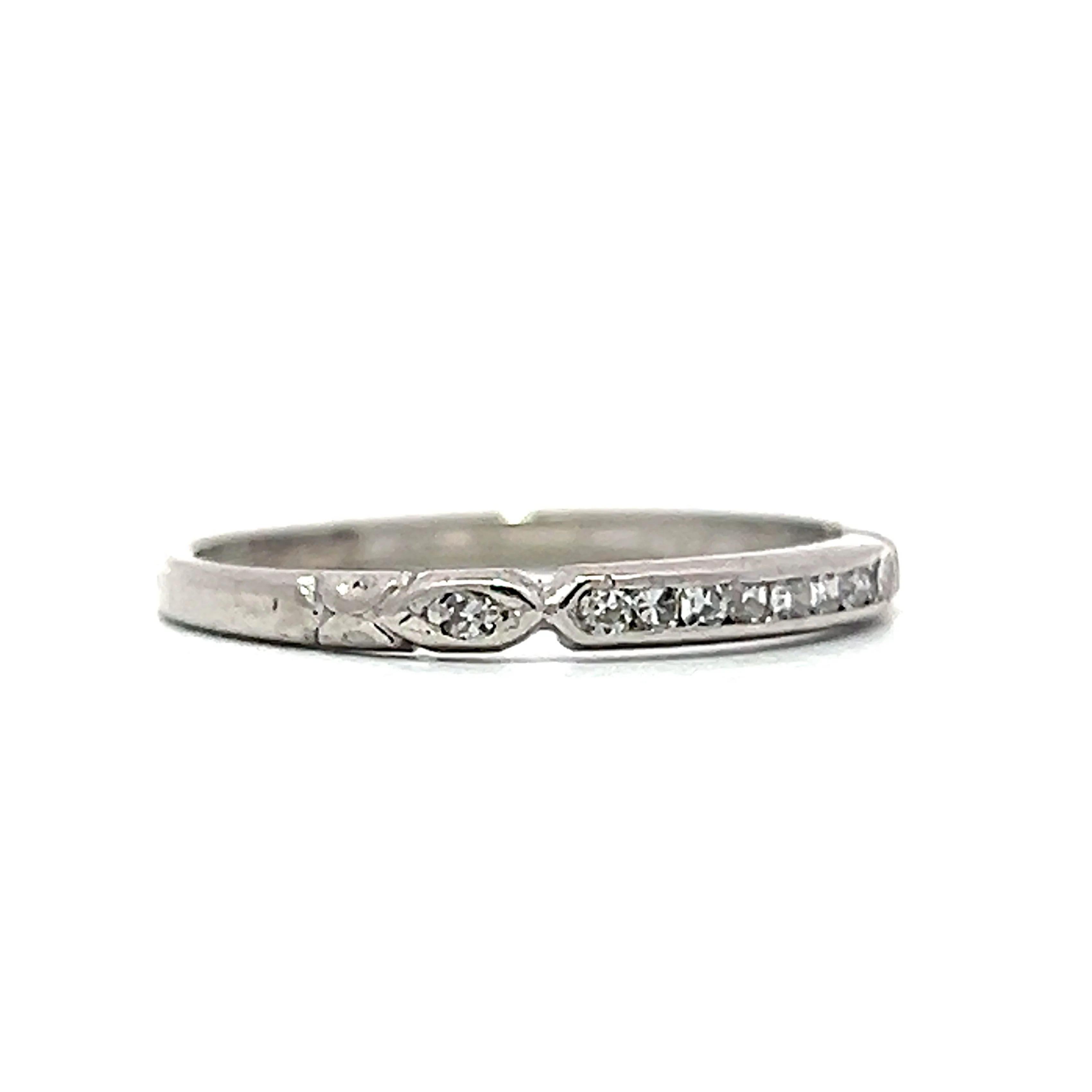 .10 Art Deco Diamond Wedding Band in Platinum - Image 3