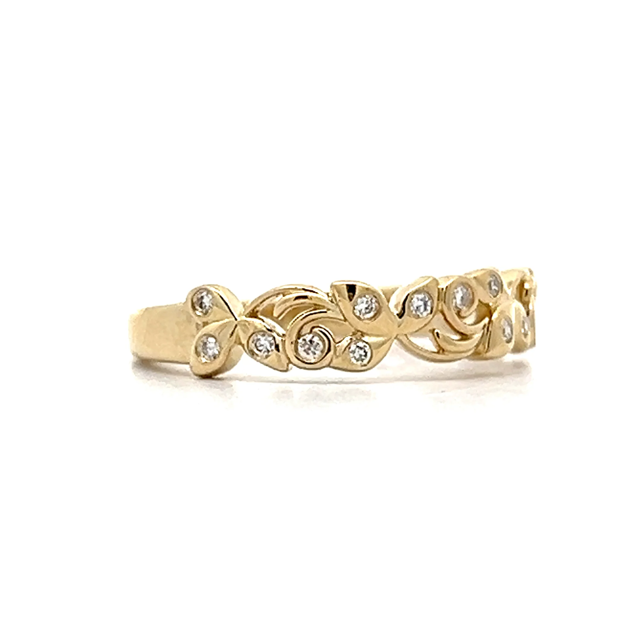.10 Leaf Style Wedding Band in 14k Yellow Gold - Image 3