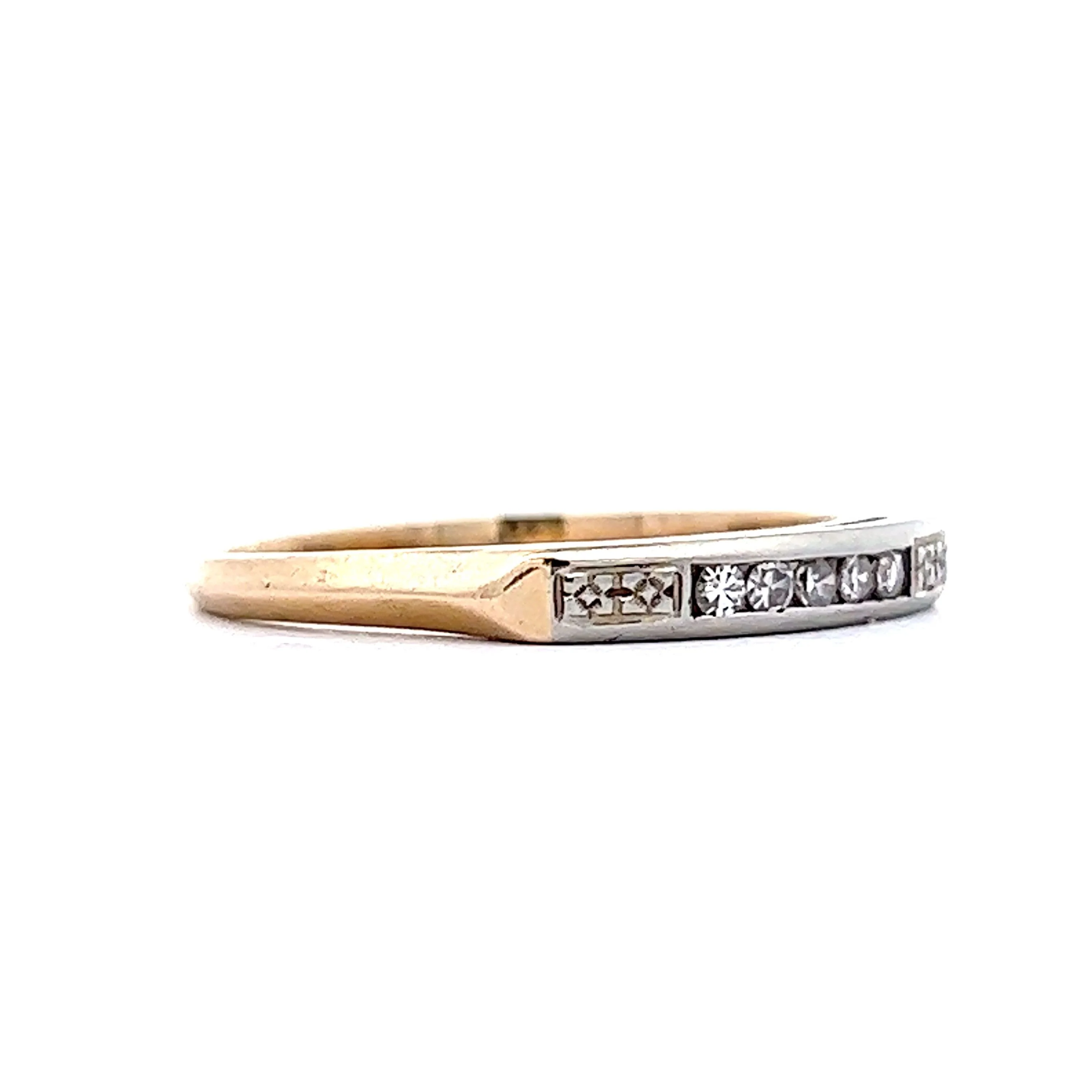 .10 Retro Two-Toned Diamond Wedding Band in 14k Yellow Gold - Image 3