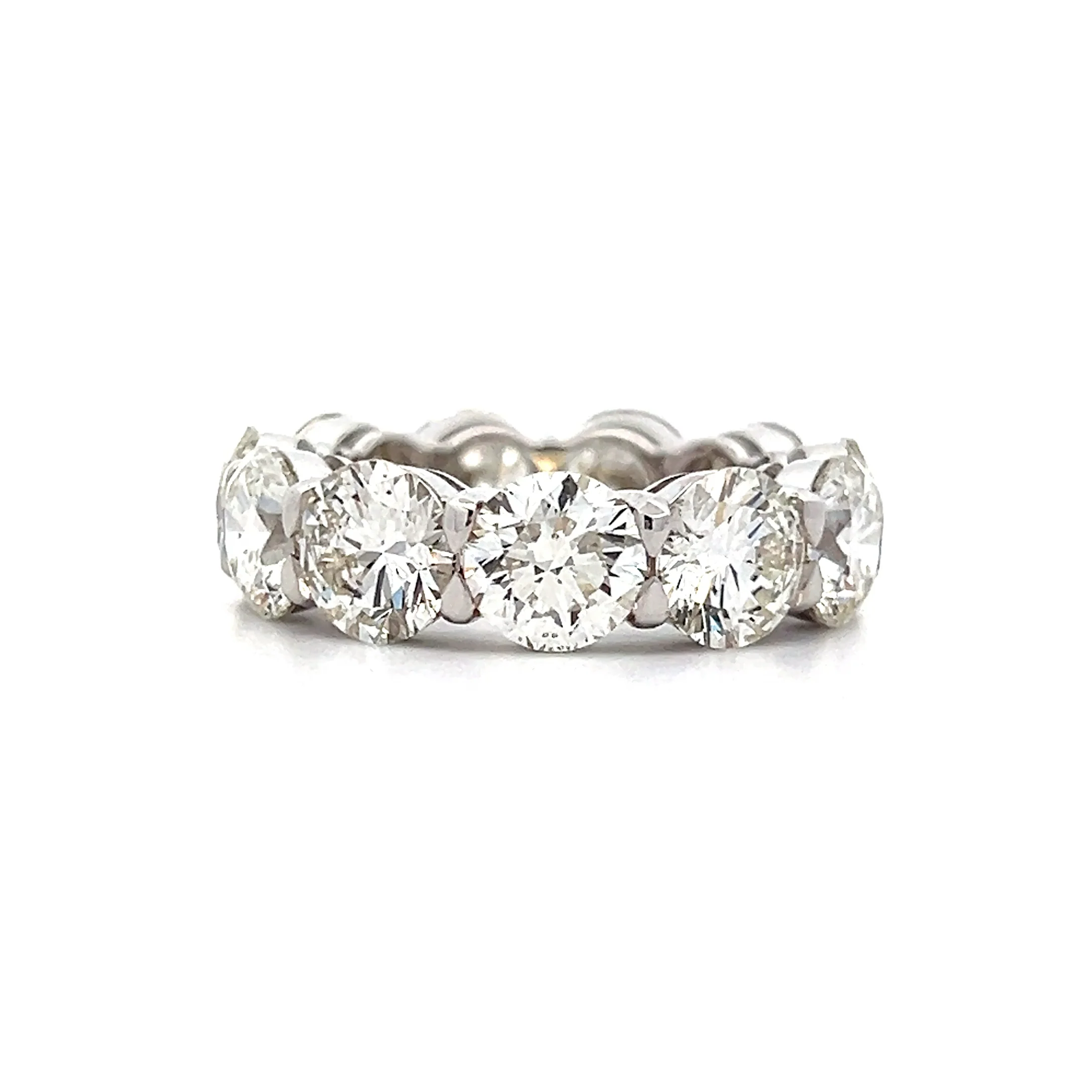 11.06 Round Brilliant Diamond Eternity Band in 18k White Gold
