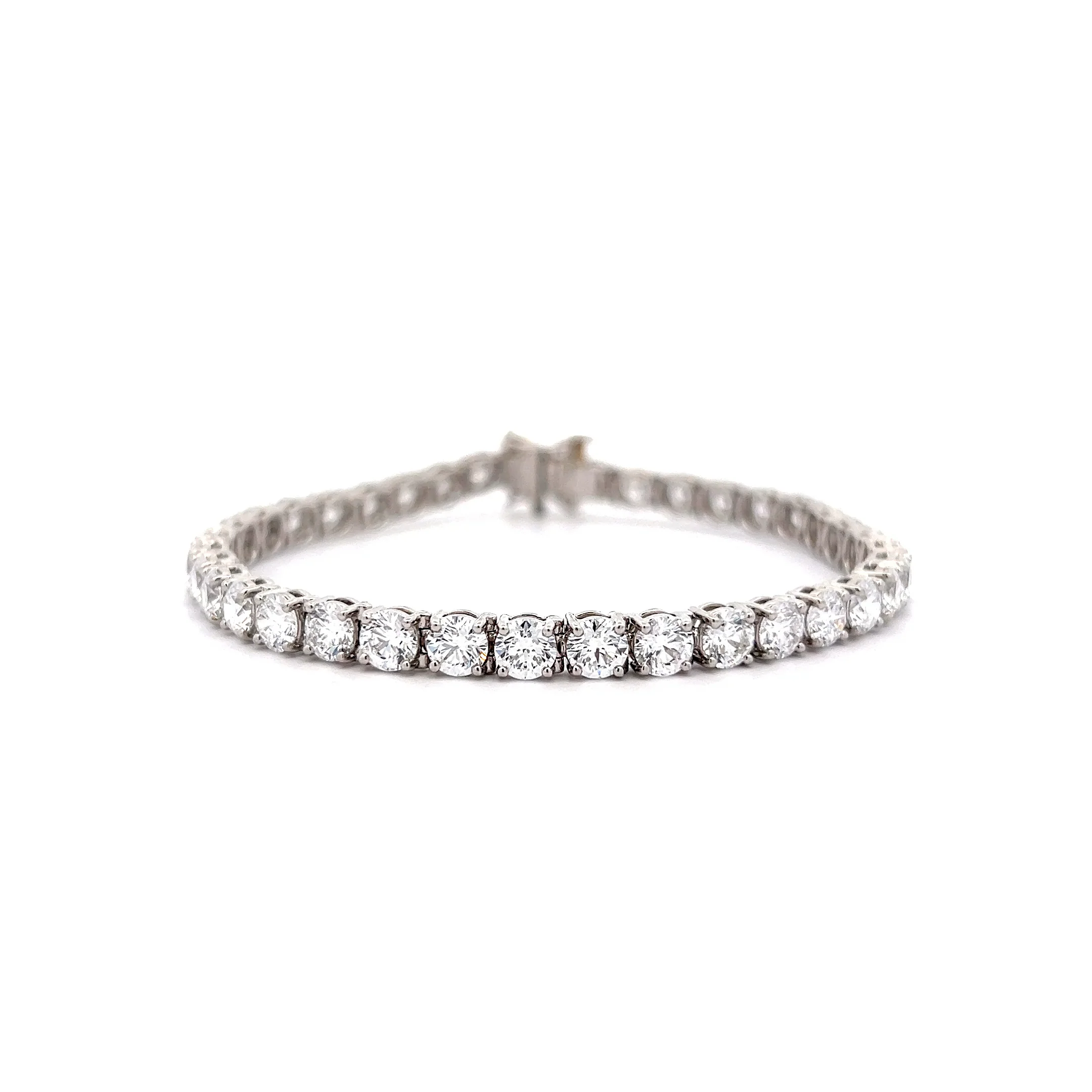 11.32 Tiffany & Co Victoria Diamond Bracelet in Platinum