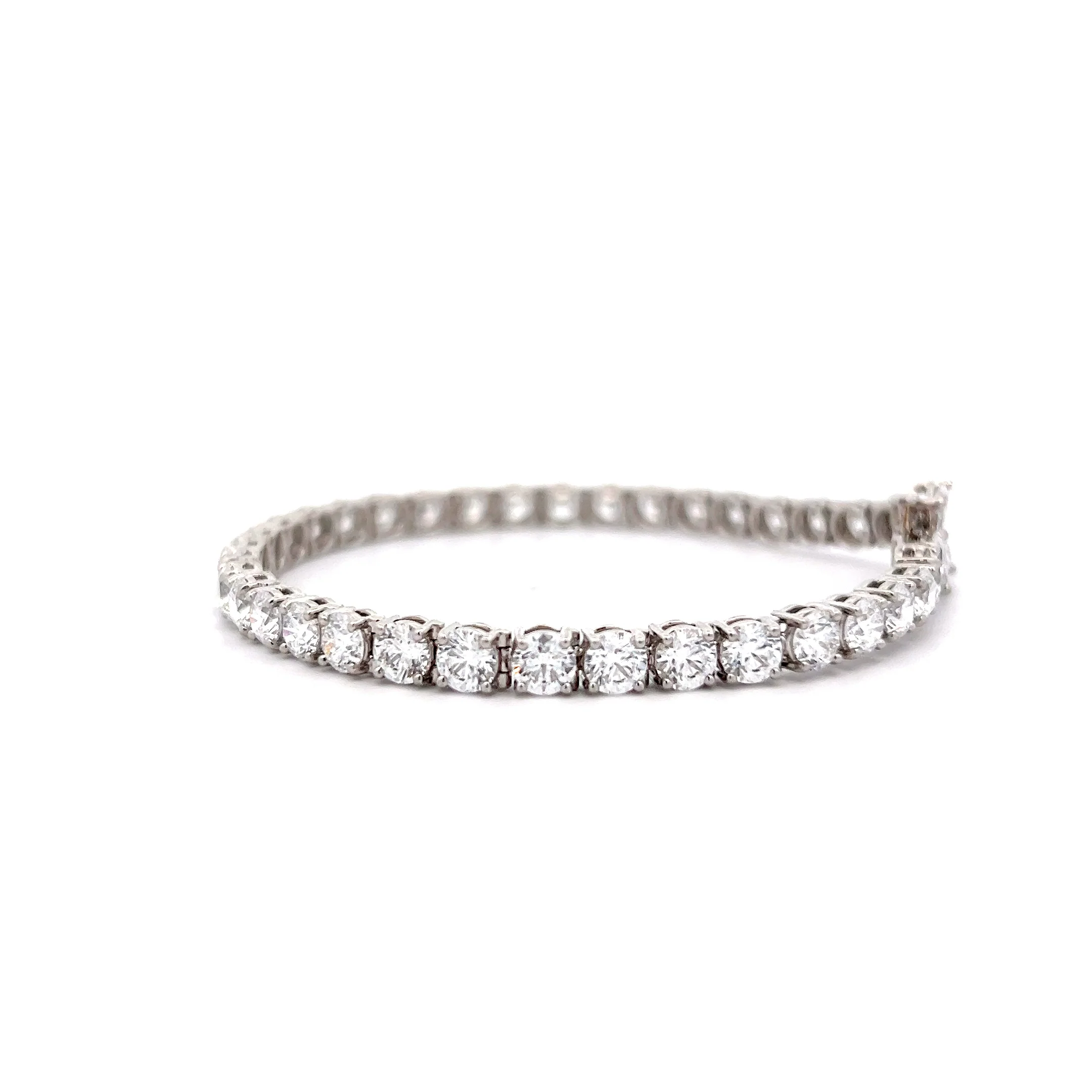 11.32 Tiffany & Co Victoria Diamond Bracelet in Platinum - Image 2