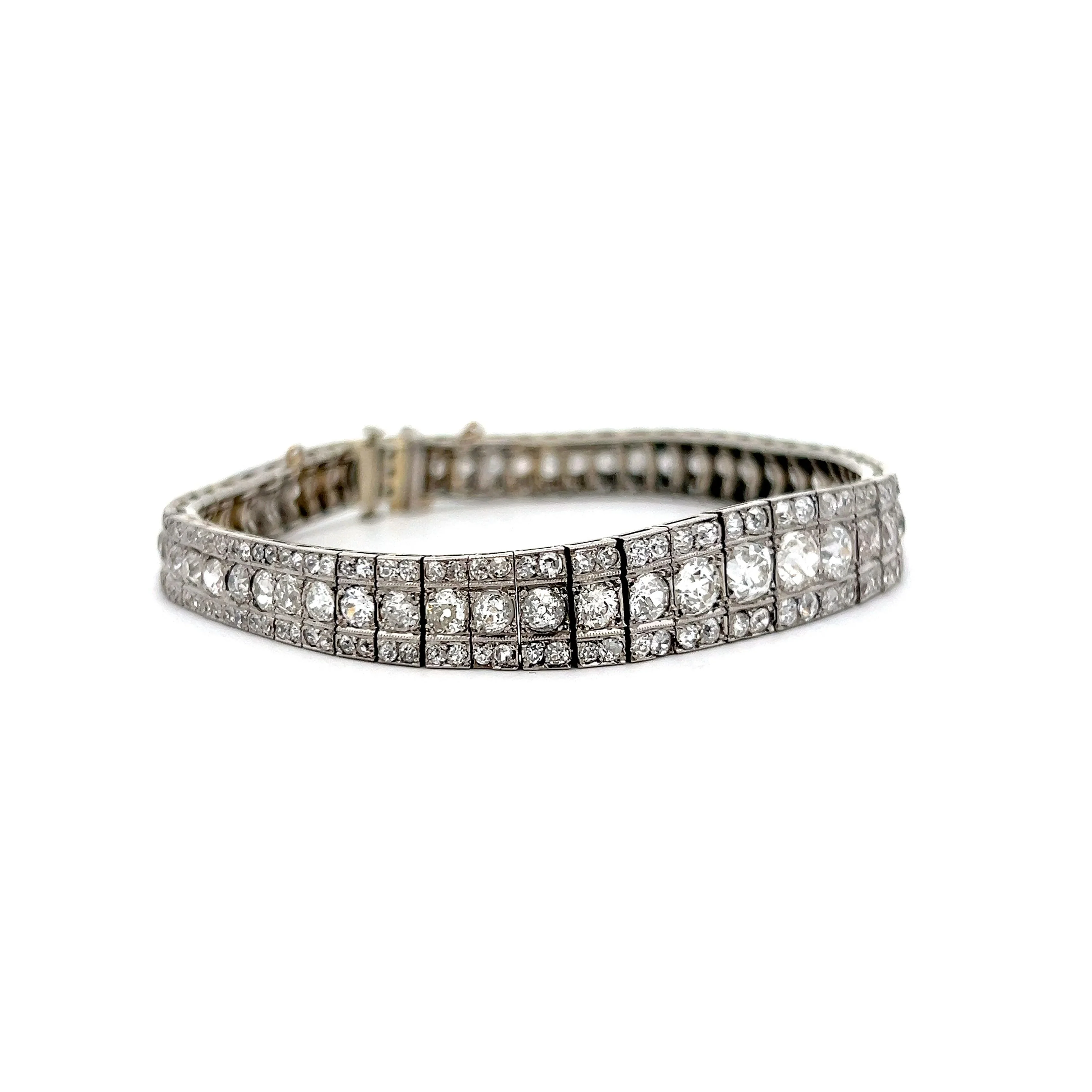 11.75 Antique Art Deco Diamond Bracelet in Platinum - Image 3