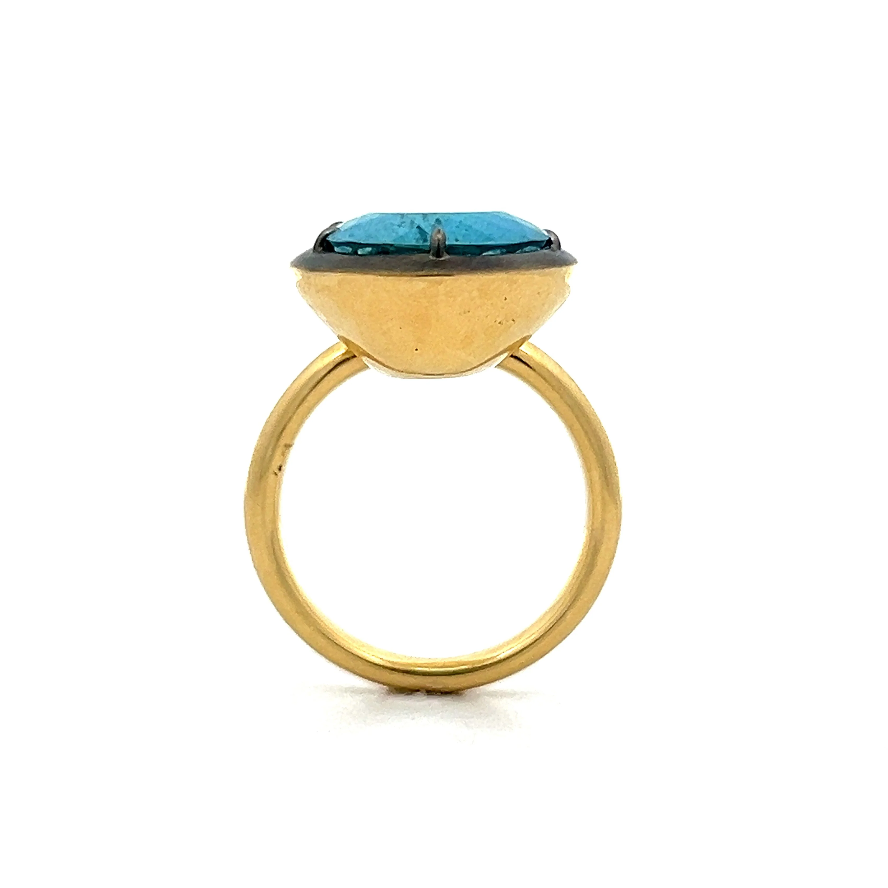 12.94 Vibrant Pear Aquamarine Statement Ring - Image 4
