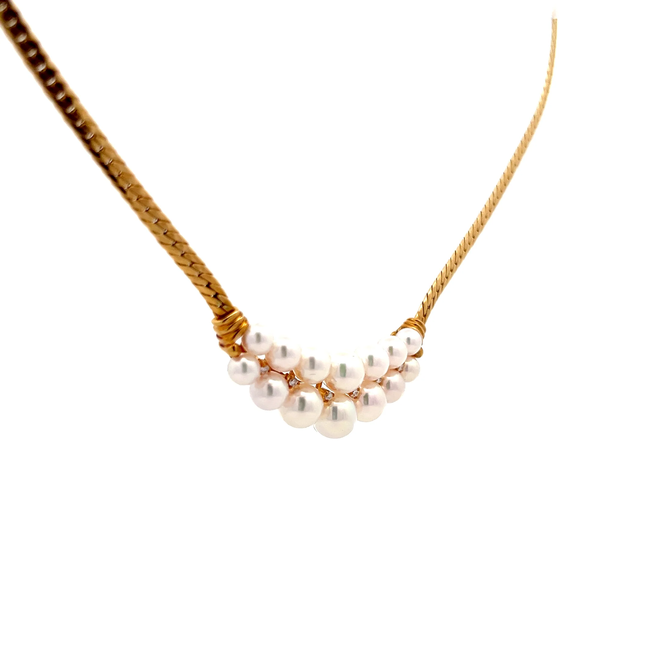 .12 Pearl & Diamond Necklace in 18k Yellow Gold - Image 3