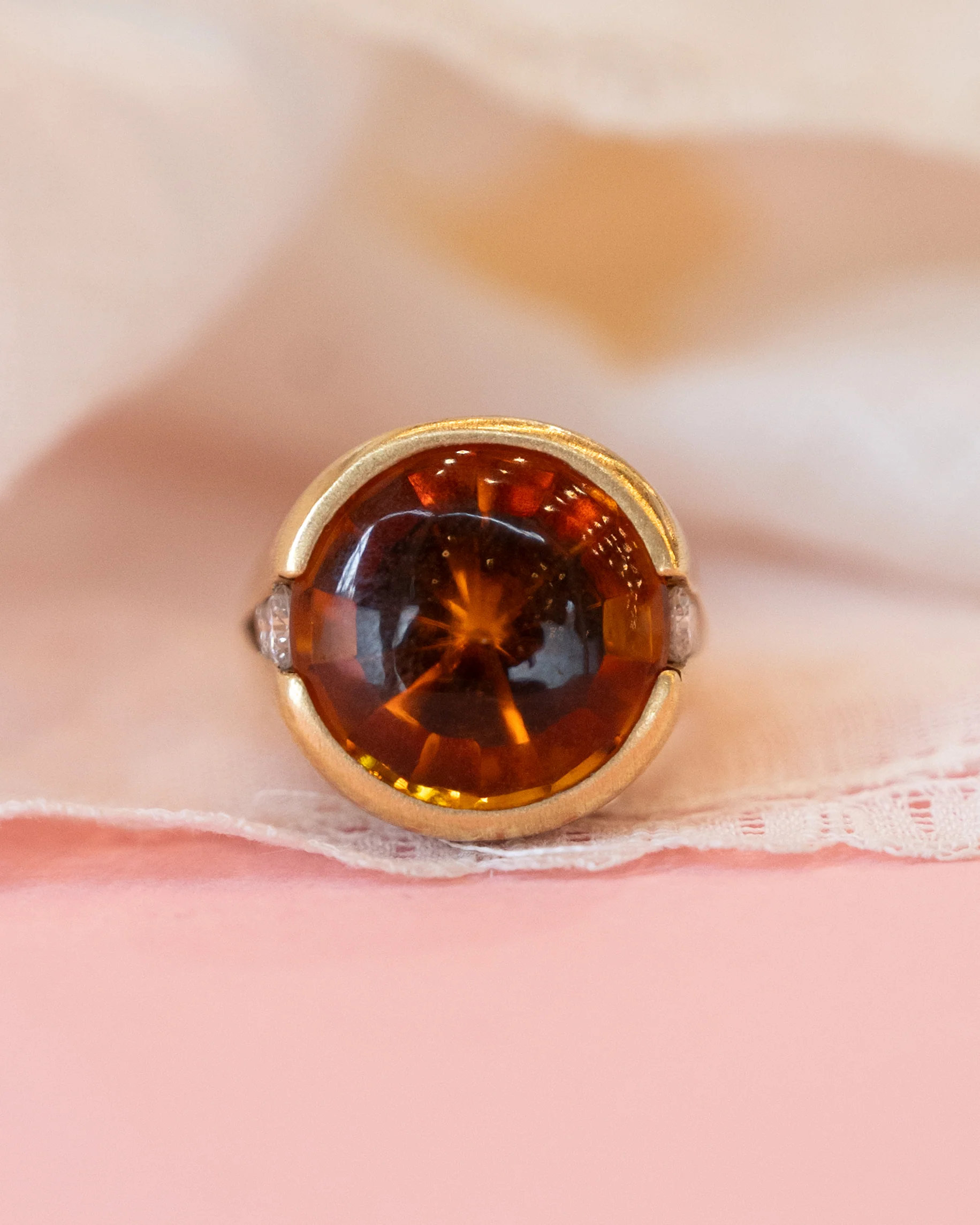13.60 Cabochon Citrine Cocktail Ring 18k Yellow Gold - Image 7
