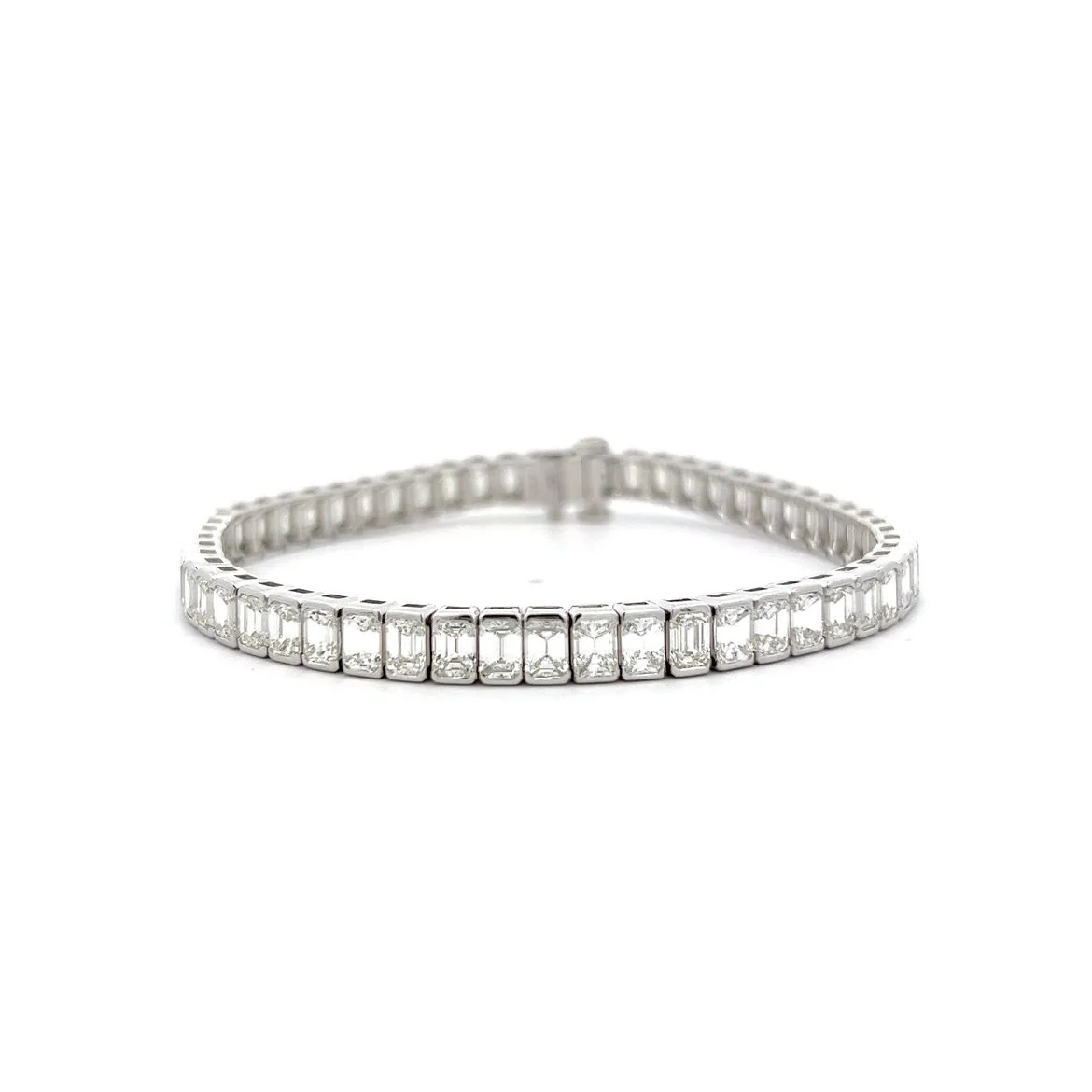 13 Carat Emerald Cut Diamond Tennis Bracelet in Platinum