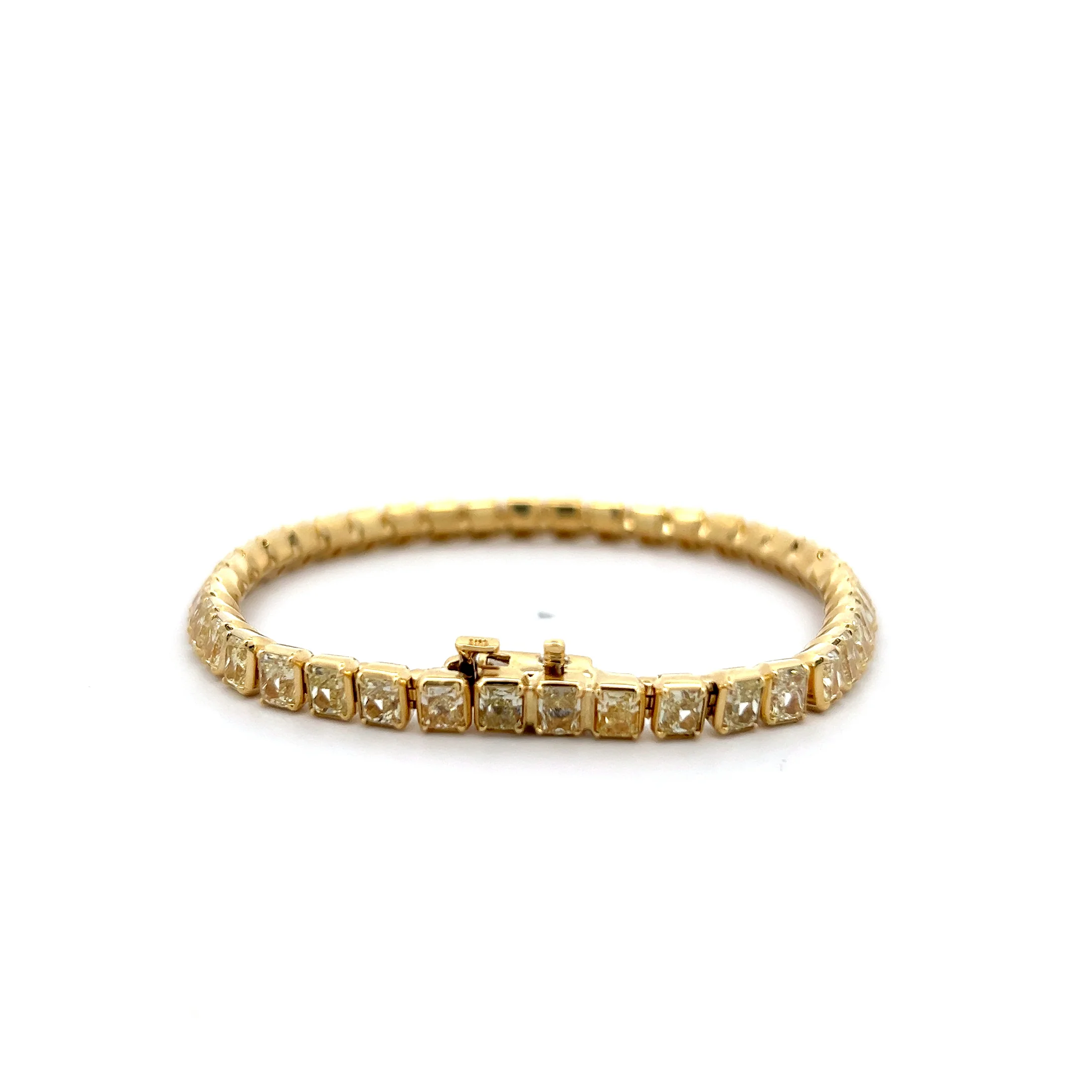 14.21 Radiant Cut Diamond Bracelet in 18k Yellow Gold - Image 4