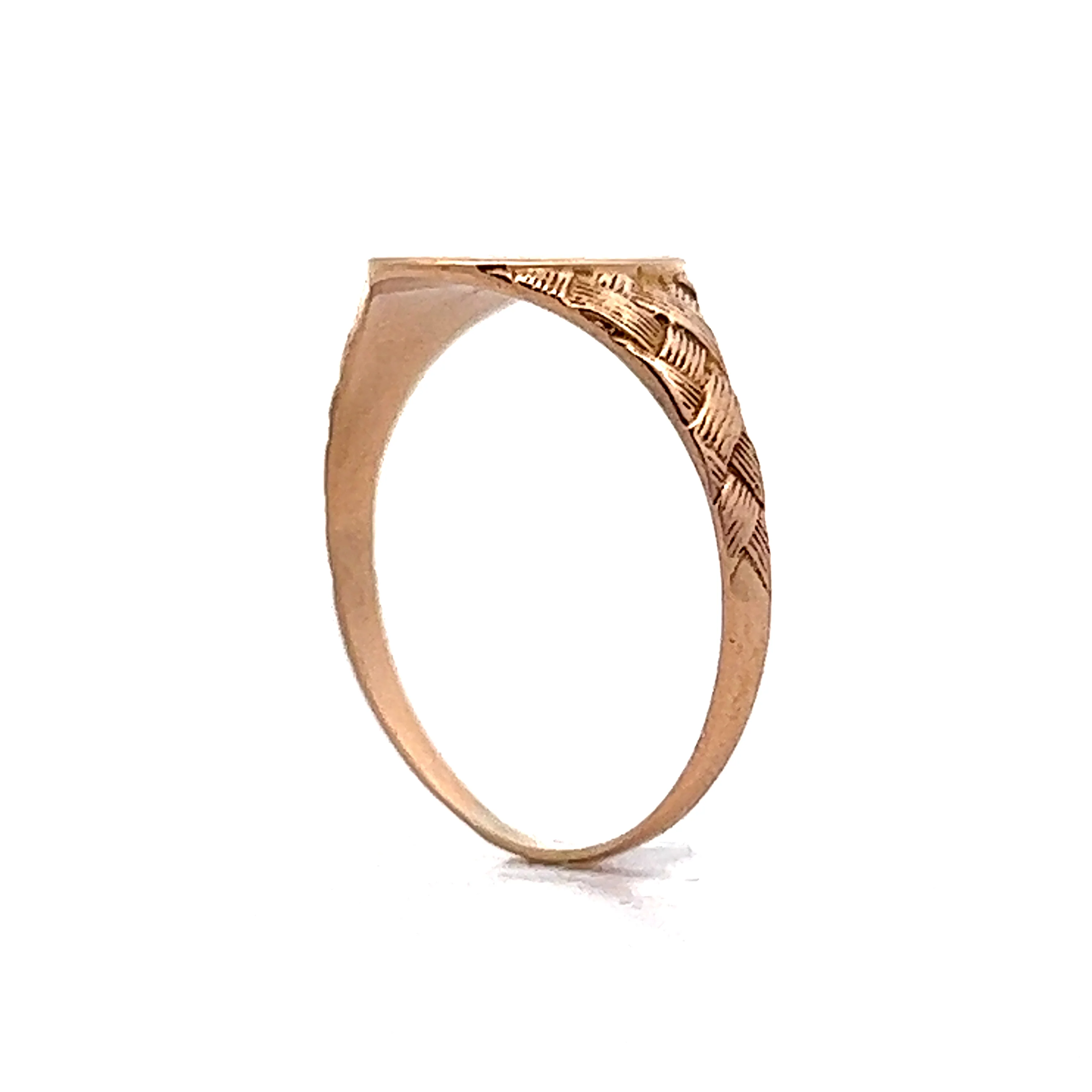 Vintage Victorian Engraved Signet Ring in 14k Yellow Gold - Image 5