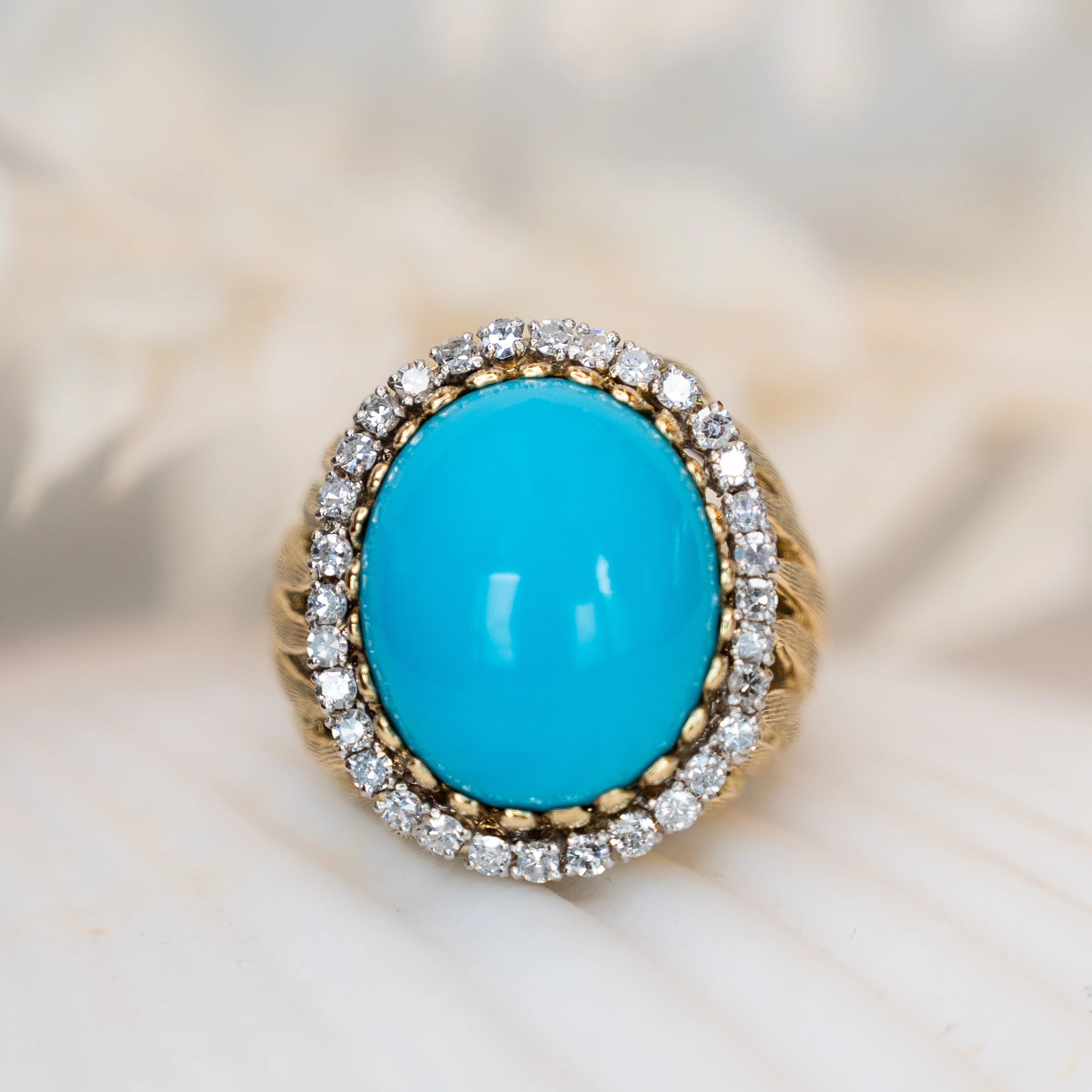 16.87 Vintage Turquoise & Diamond Cocktail Ring in Yellow Gold - Image 7