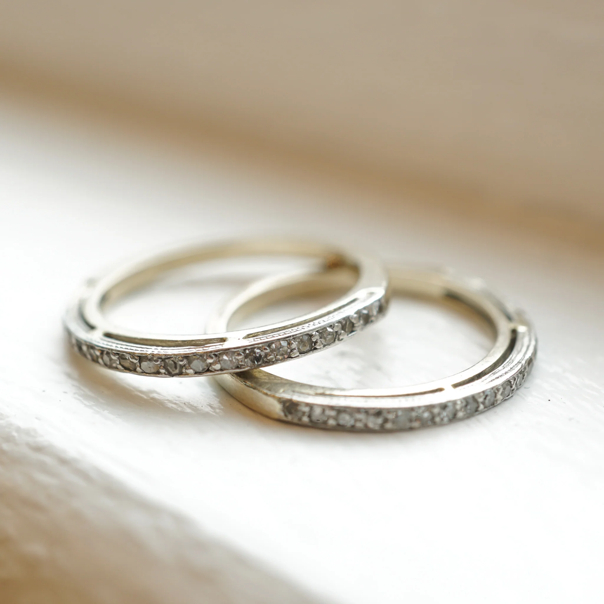 .16 Art Deco Diamond Wedding Band in 14k White Gold & Platinum - Image 6