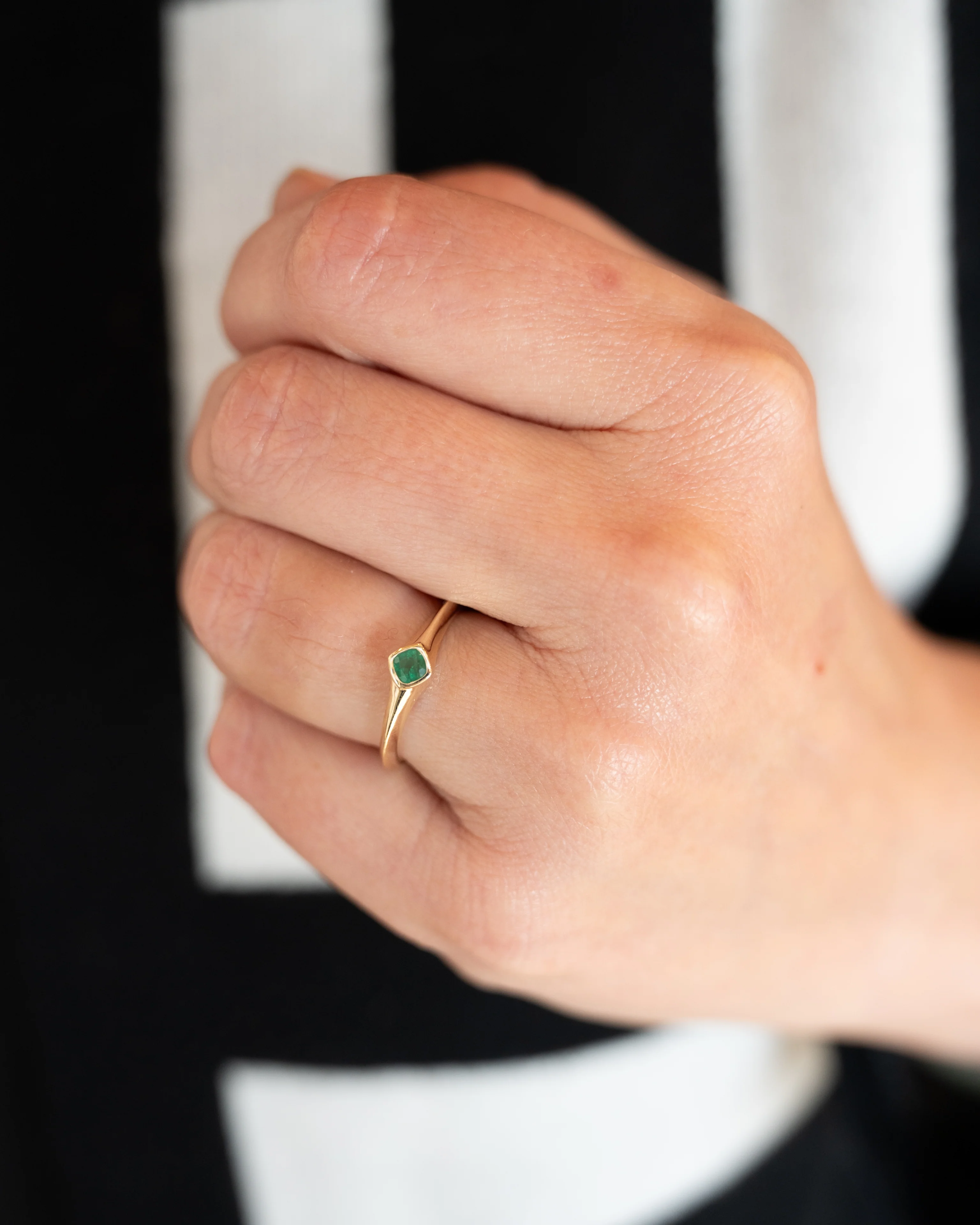 .16 Cushion Cut Emerald Stacking Ring in 14k Yellow Gold - Image 8