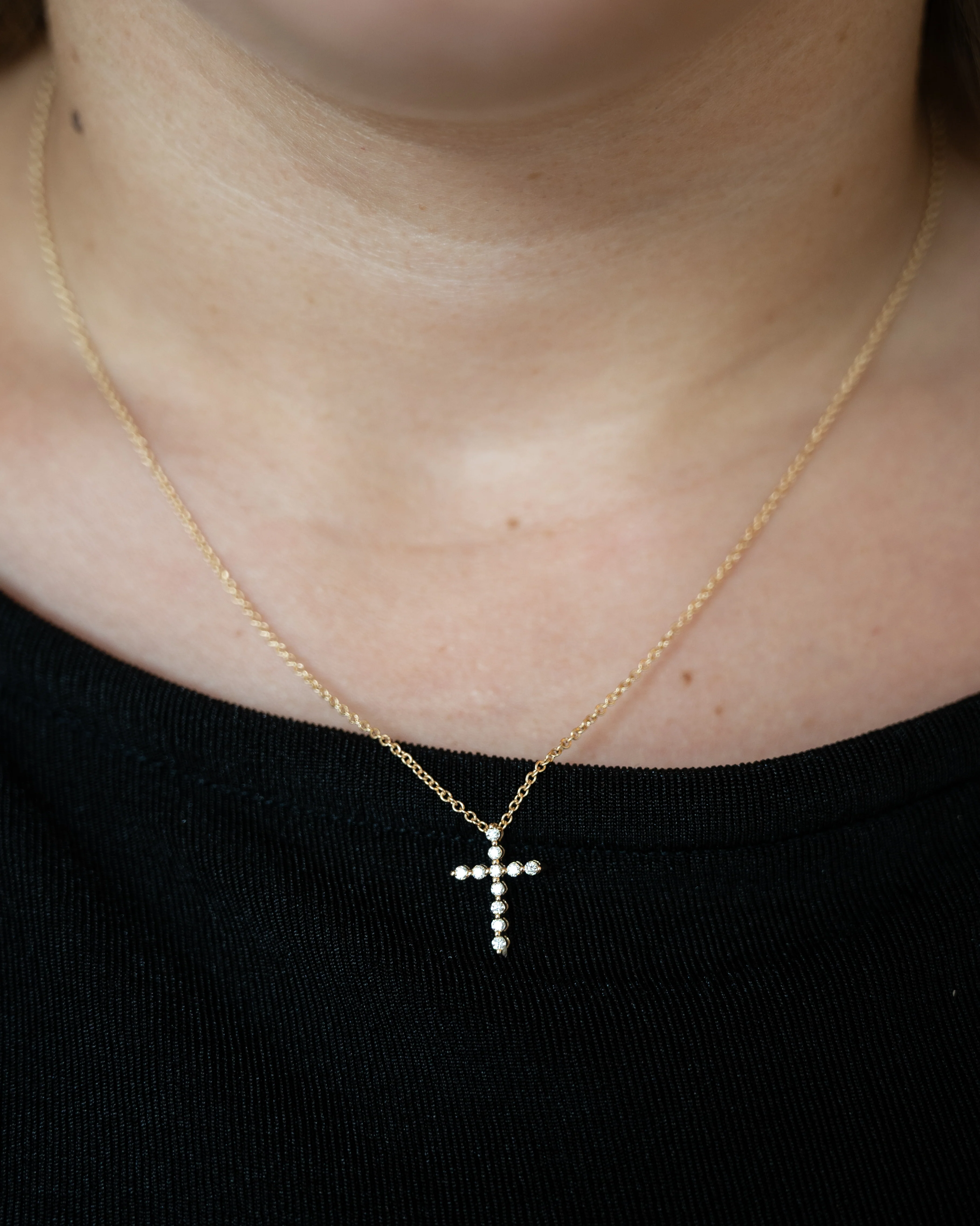 .16 Diamond Cross Pendant Necklace in 14k Yellow Gold - Image 6