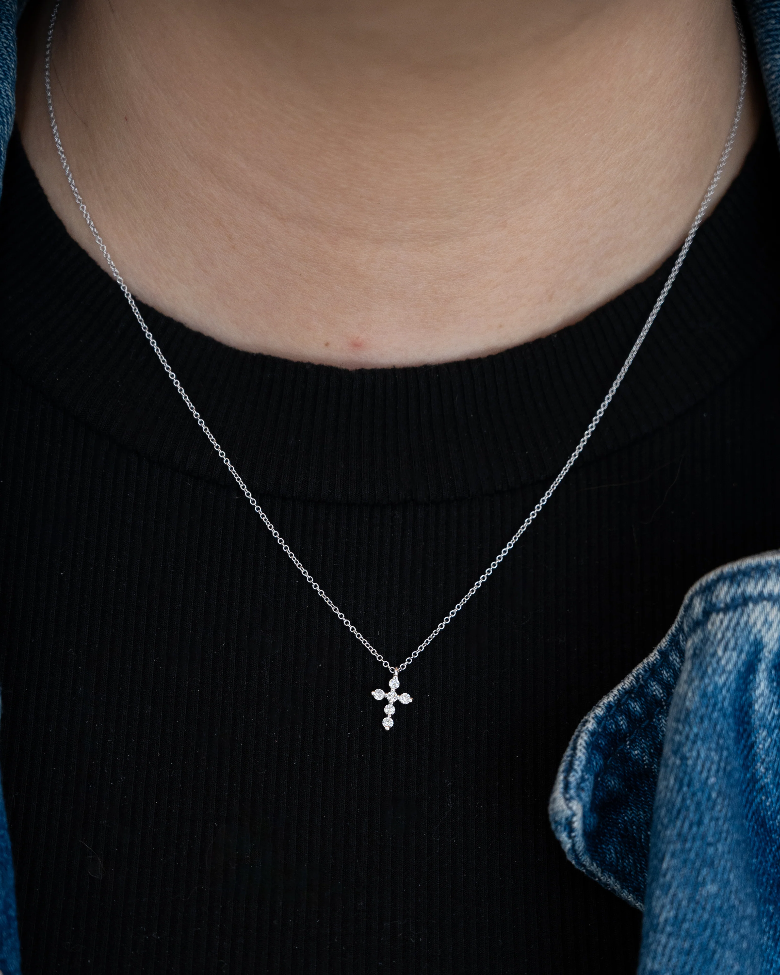 .16 Diamond Cross Pendant Necklace in 18k White Gold - Image 6