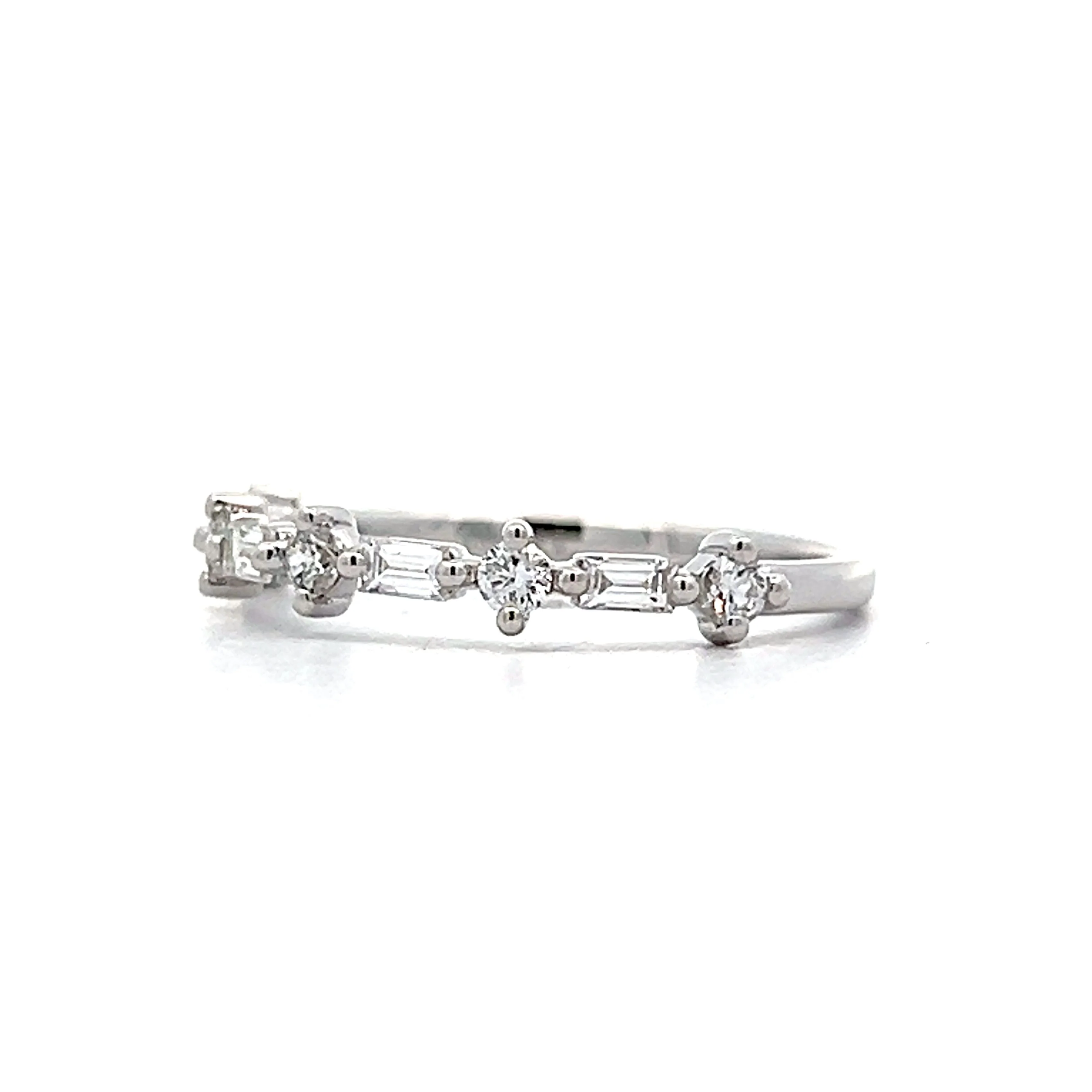 .17 Baguette & Round Diamond Wedding Band in 14k - Image 2