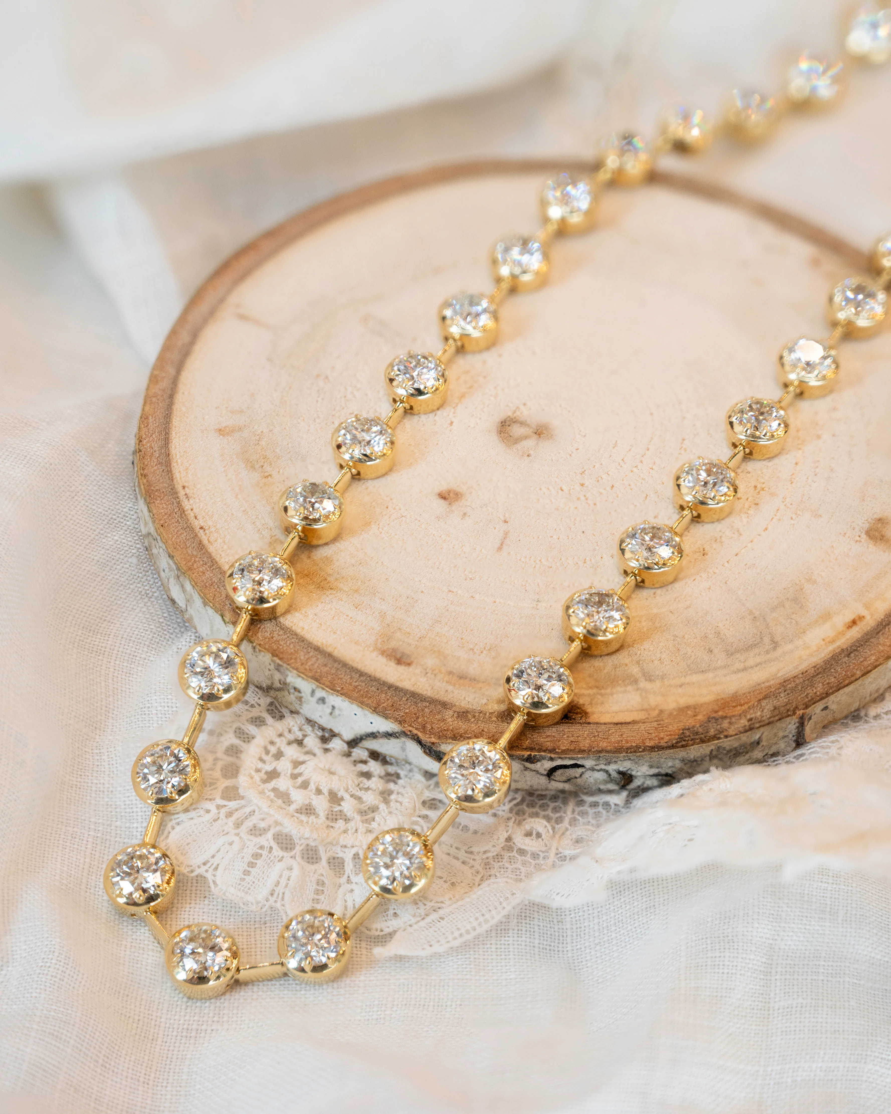18.69 Diamond Tennis Necklace in 18k Yellow Gold - Image 5