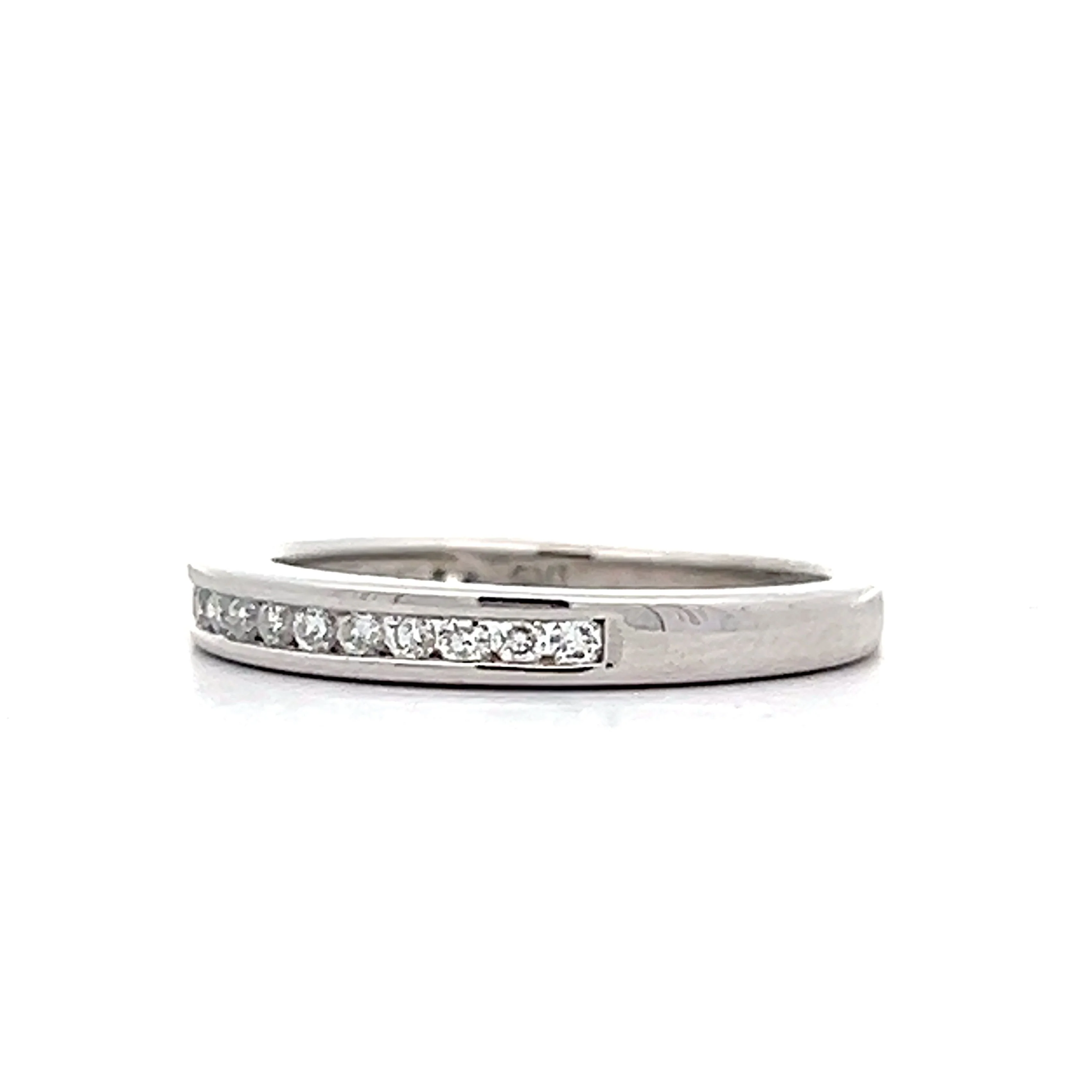.18 Brilliant Diamond Wedding Band in 14k White Gold - Image 2