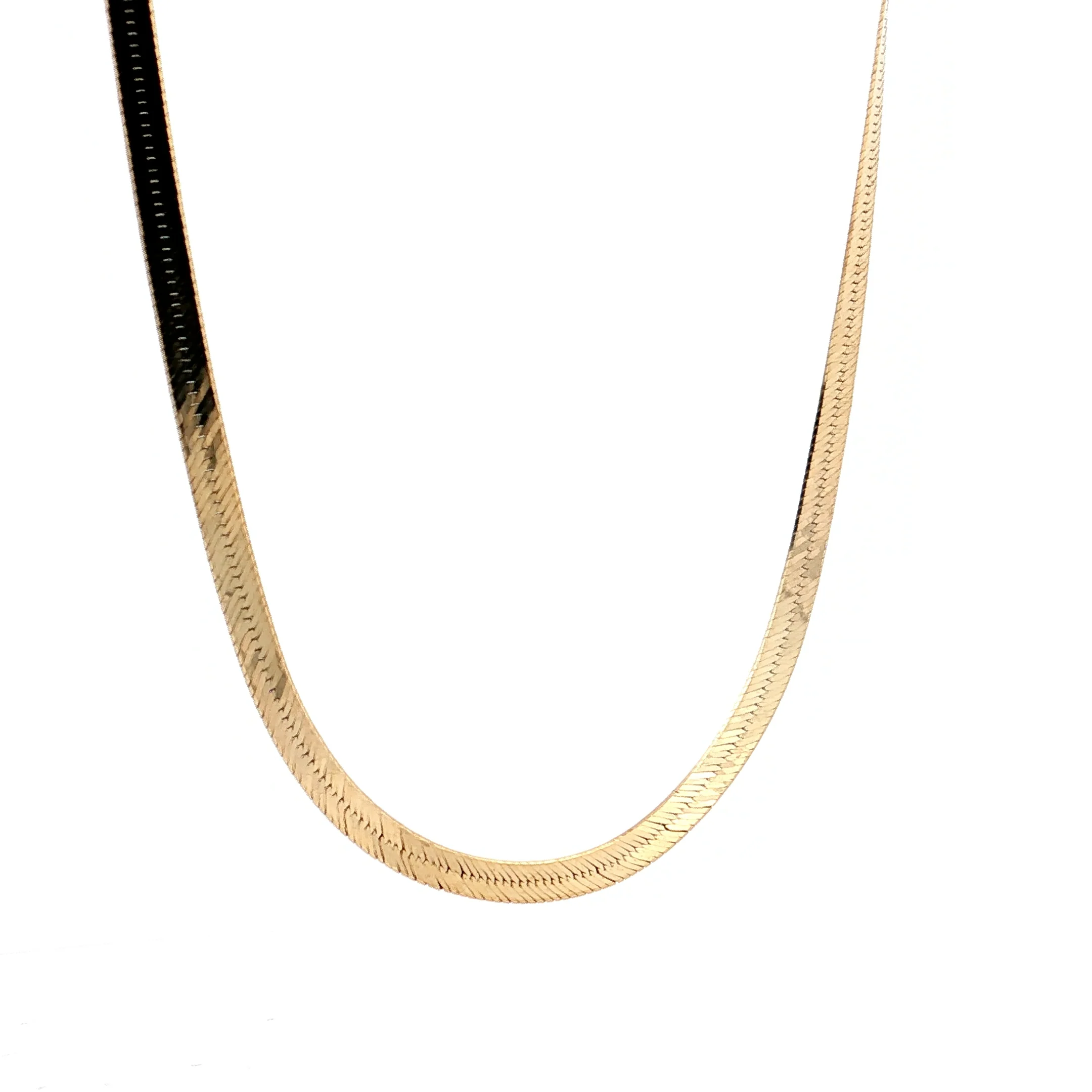 18" Herringbone Flat Weave Necklace in 14k Yellow Gold - Image 3