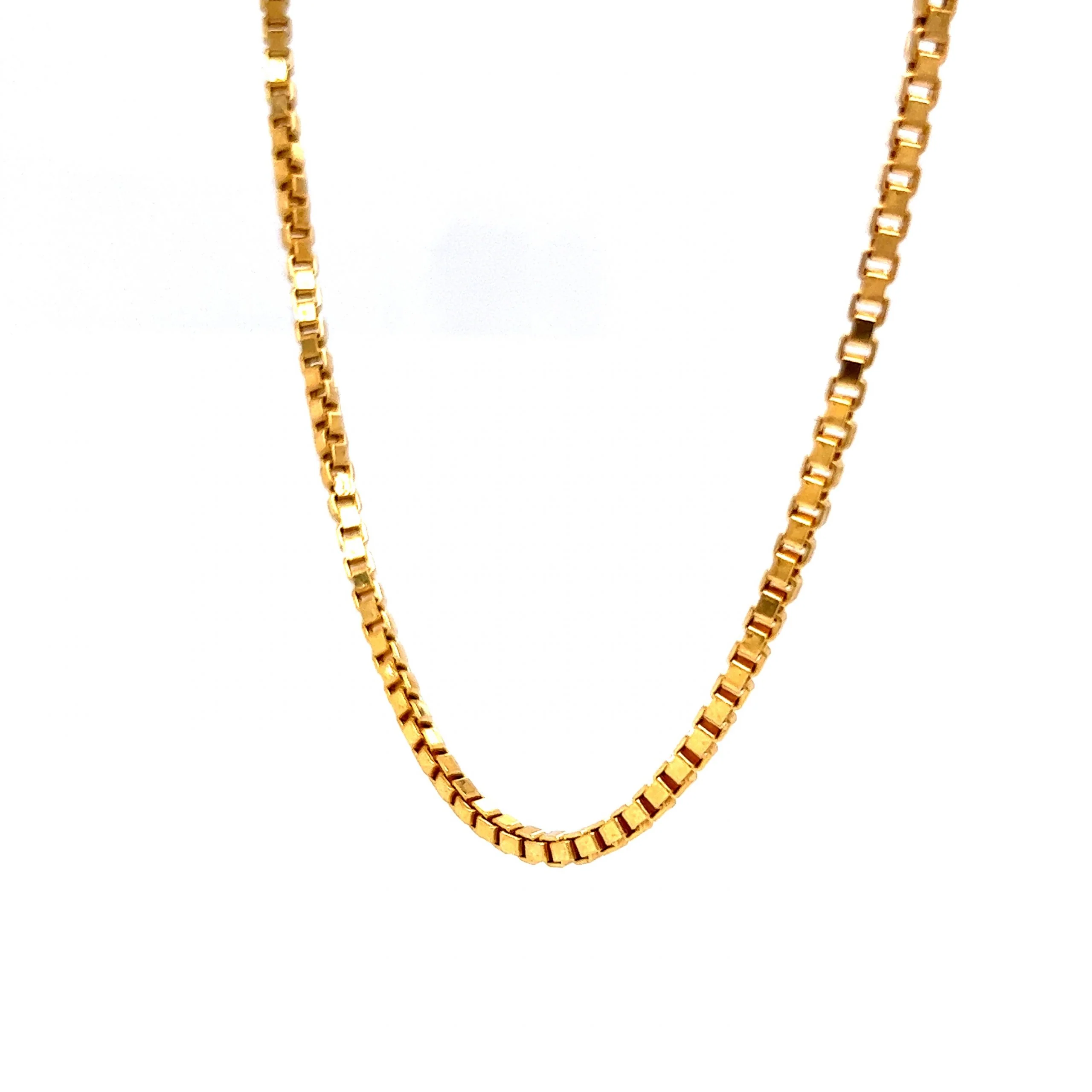 18 Inch Box Chain Necklace in 14k Yellow Gold - Image 2