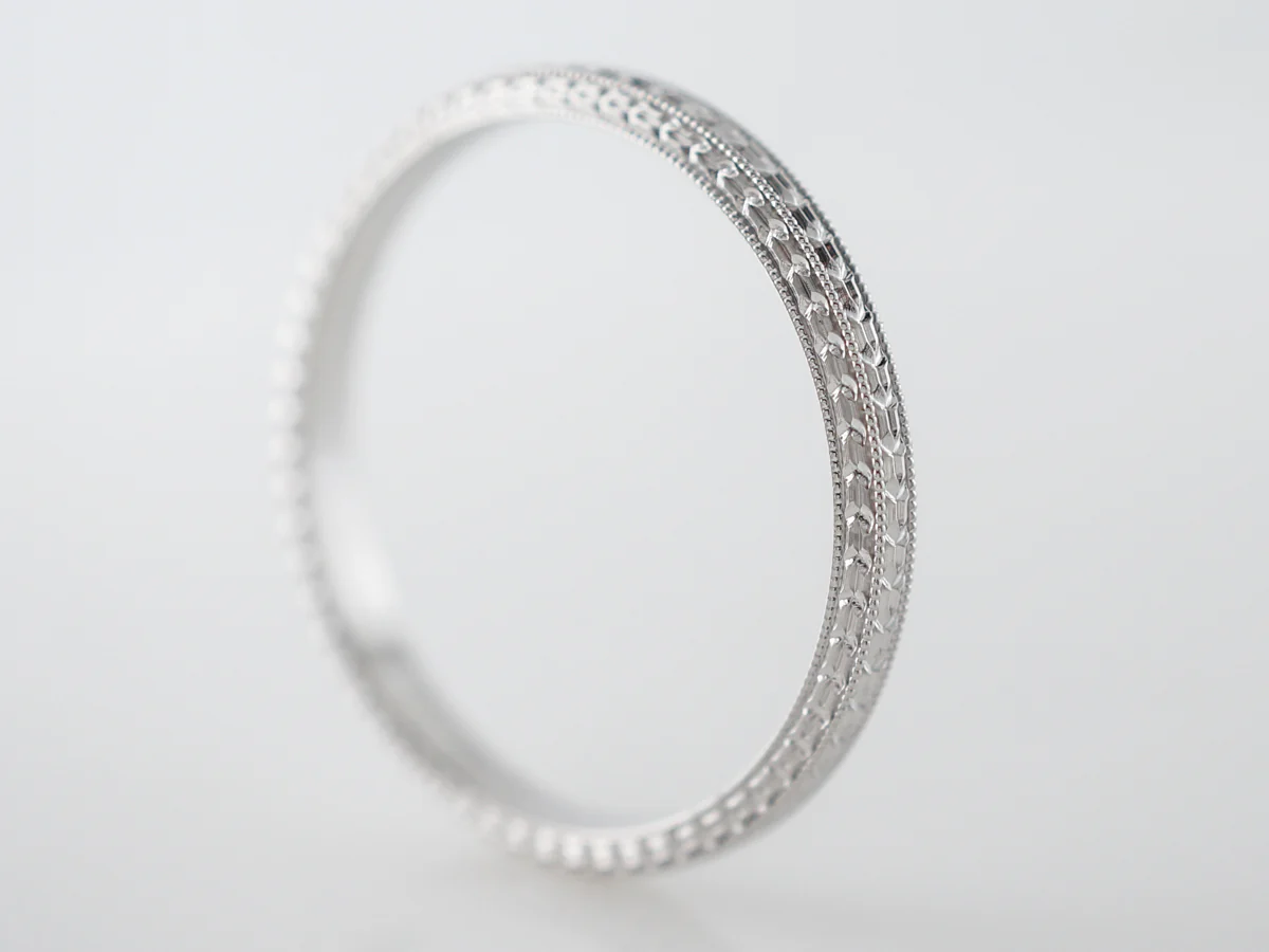 1920's Art Deco Chevron Wedding Band in White Gold - Image 3