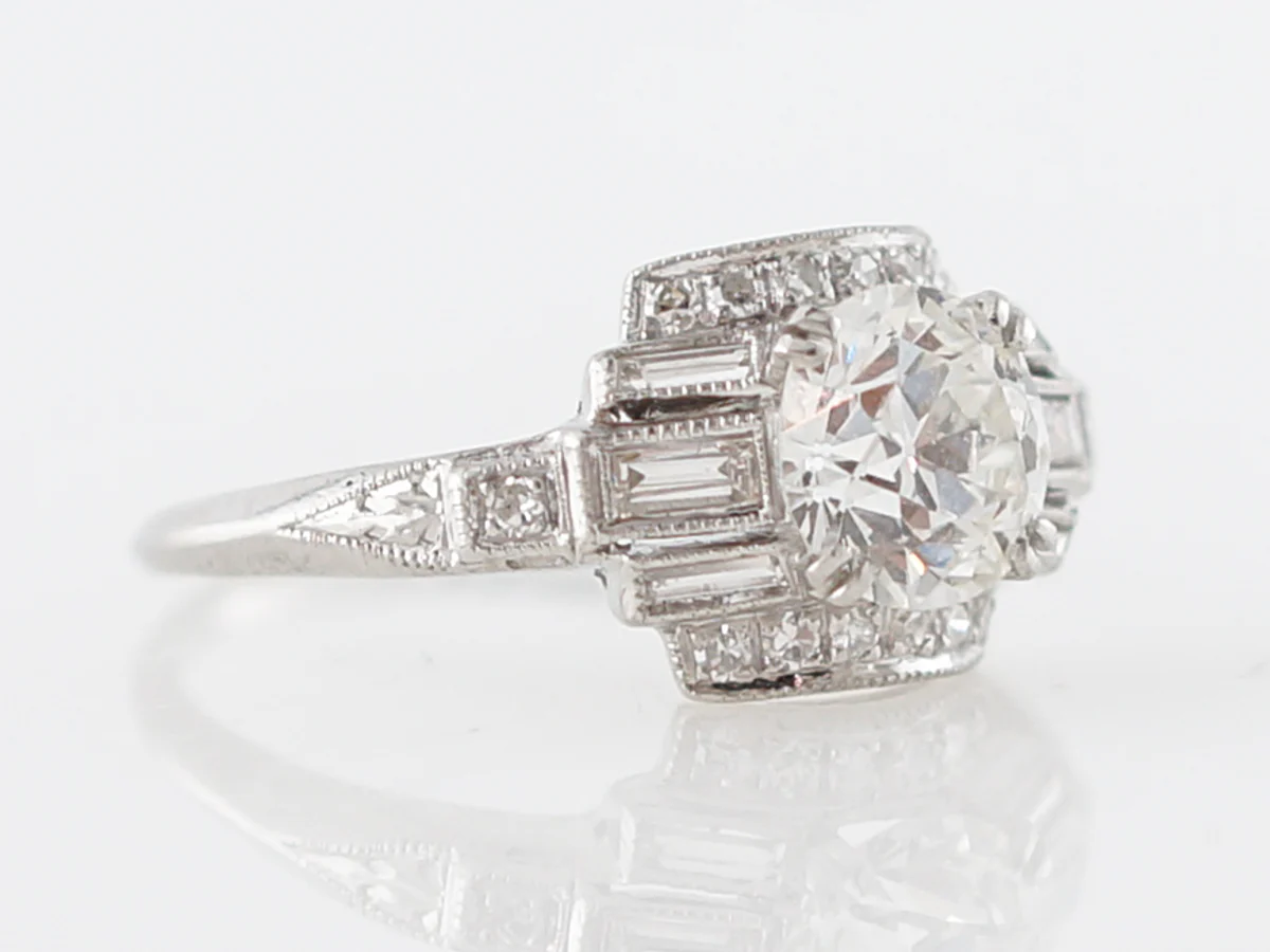 1930's Art Deco Diamond Engagement Ring in Platinum - Image 3