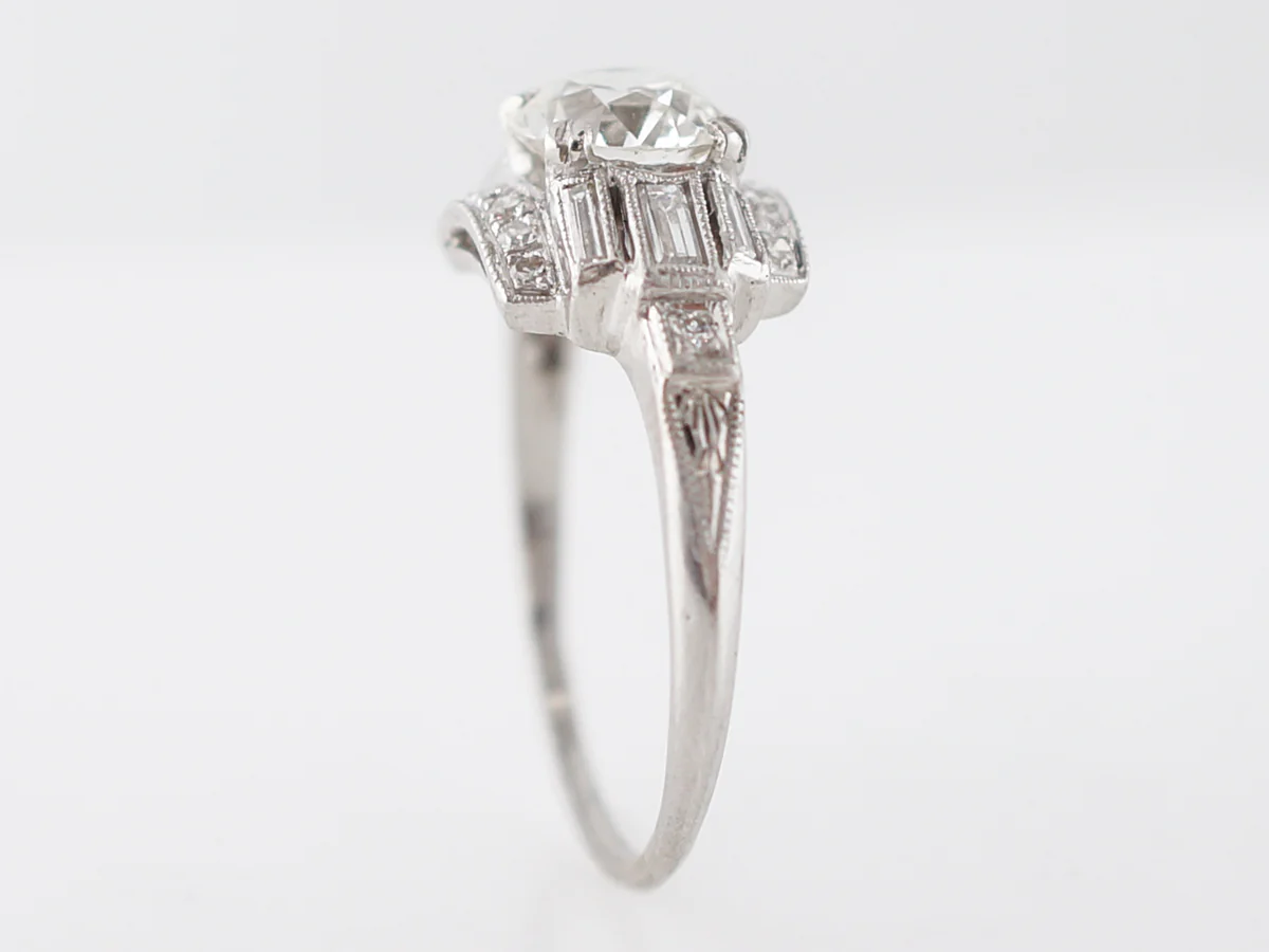 1930's Art Deco Diamond Engagement Ring in Platinum - Image 4