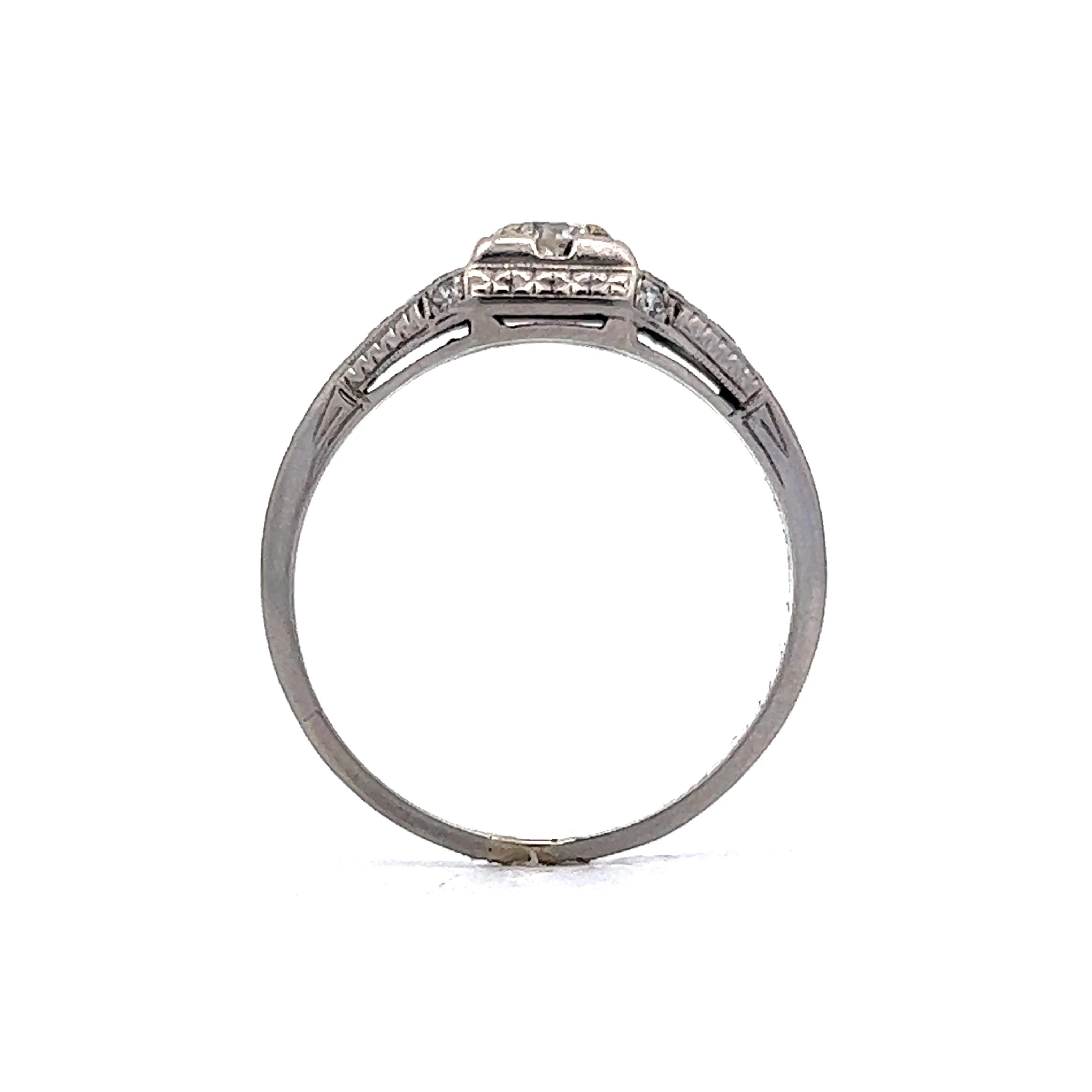 1930's Old European Cut Diamond Engagement Ring in Platinum - Image 4