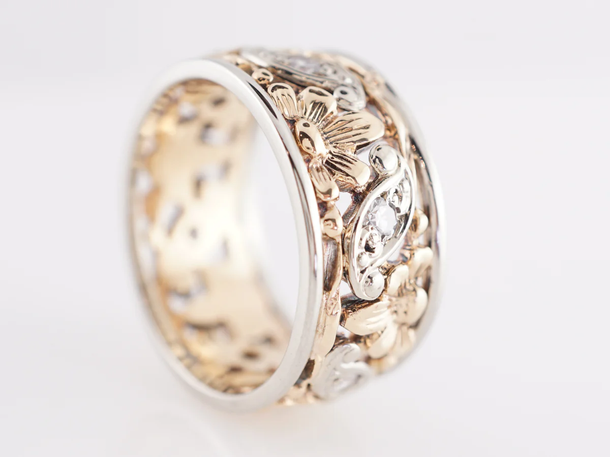 1940's Retro Diamond Eternity Band in 14k - Image 4