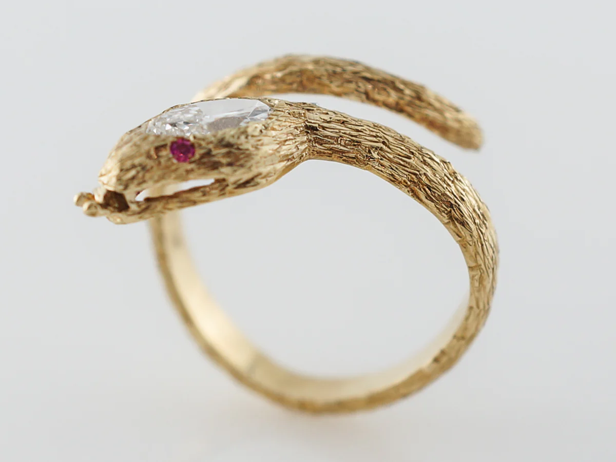 1950's Vintage Diamond Snake Ring in Yellow Gold - Image 4