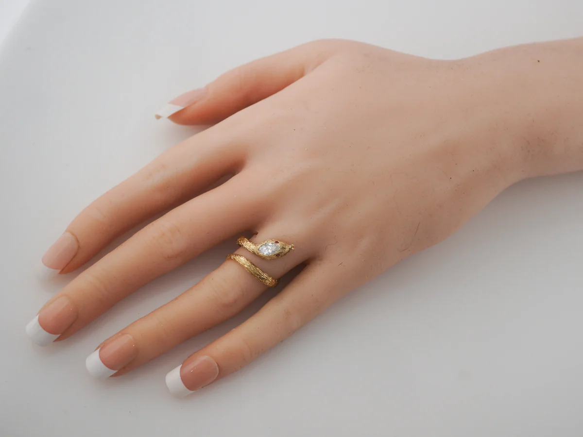 1950's Vintage Diamond Snake Ring in Yellow Gold - Image 6