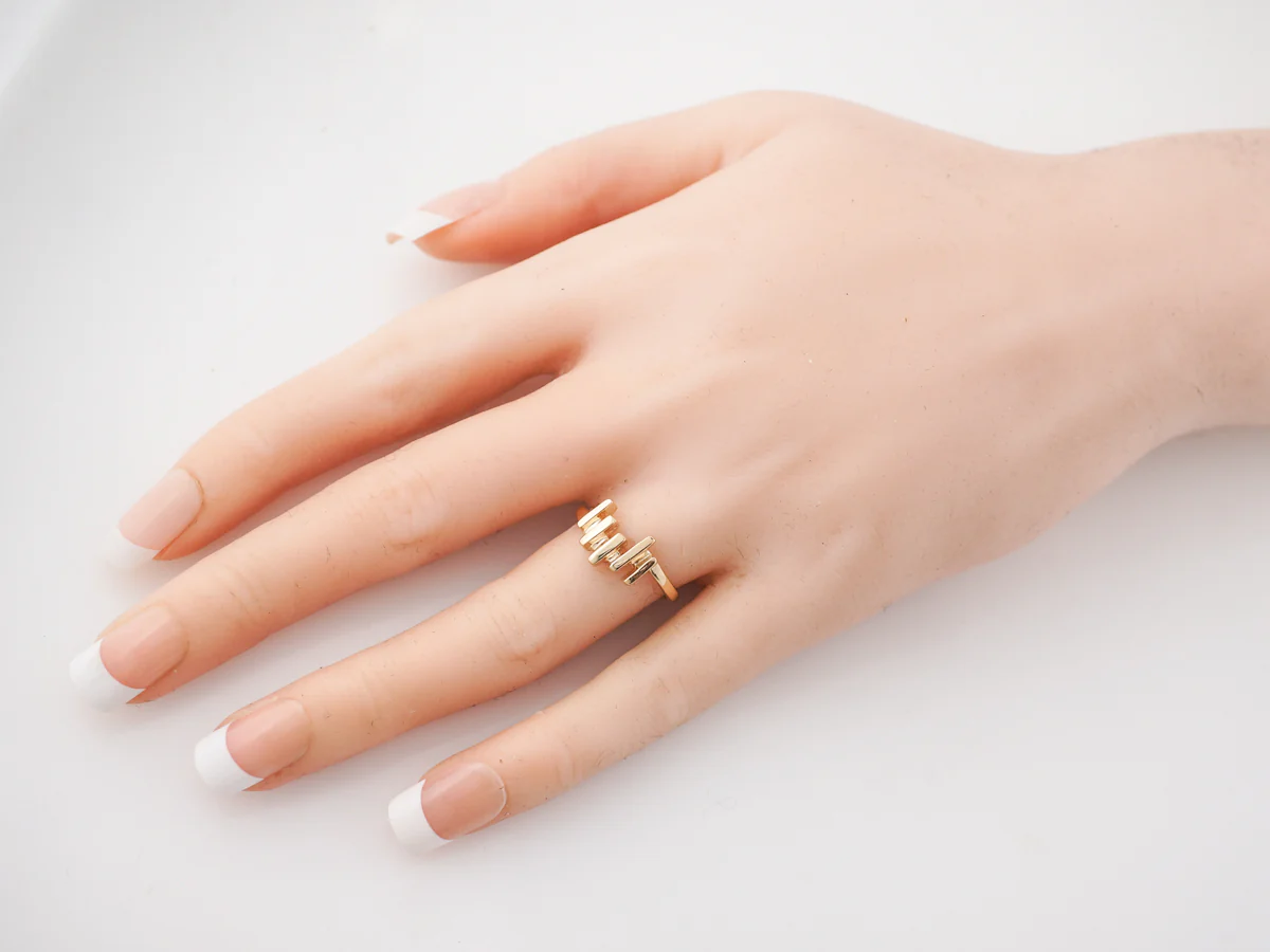 1960's Vintage Modernist Right Hand Ring in 14k - Image 7