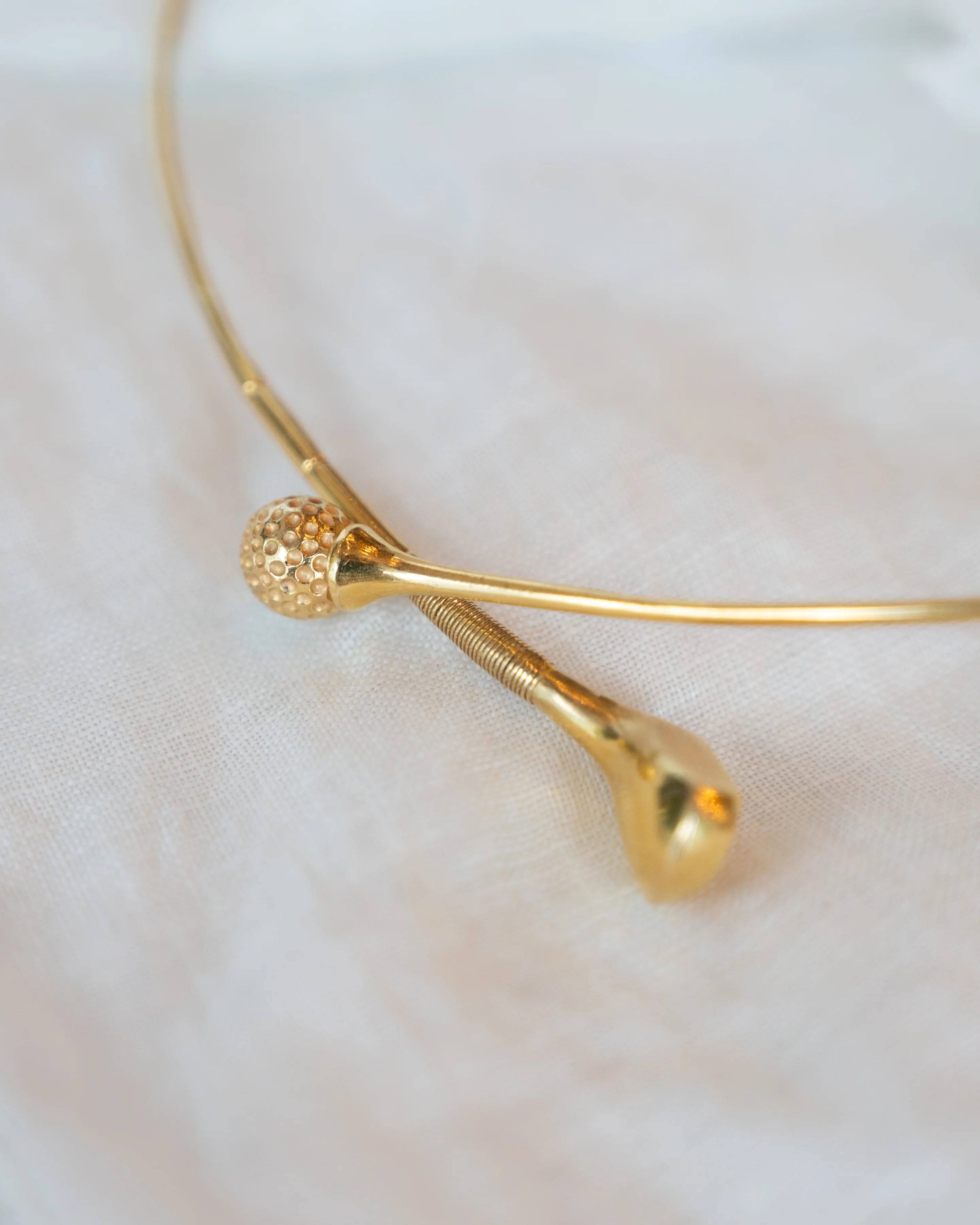 1980s Golf Club Collar Necklace in 18k Yellow Gold - Image 4