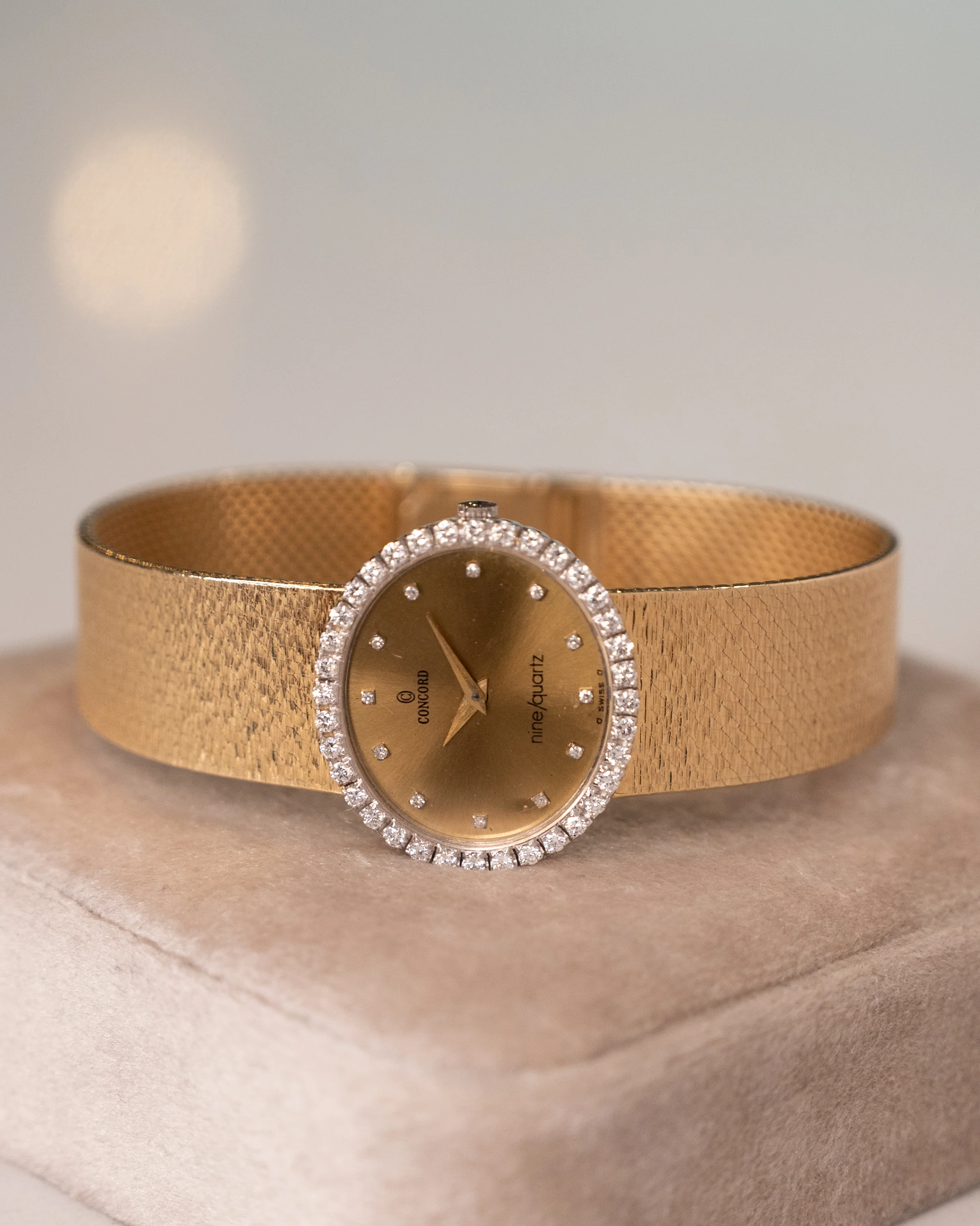 1990's Concord Model Nine Ladies Watch 14k - Image 5