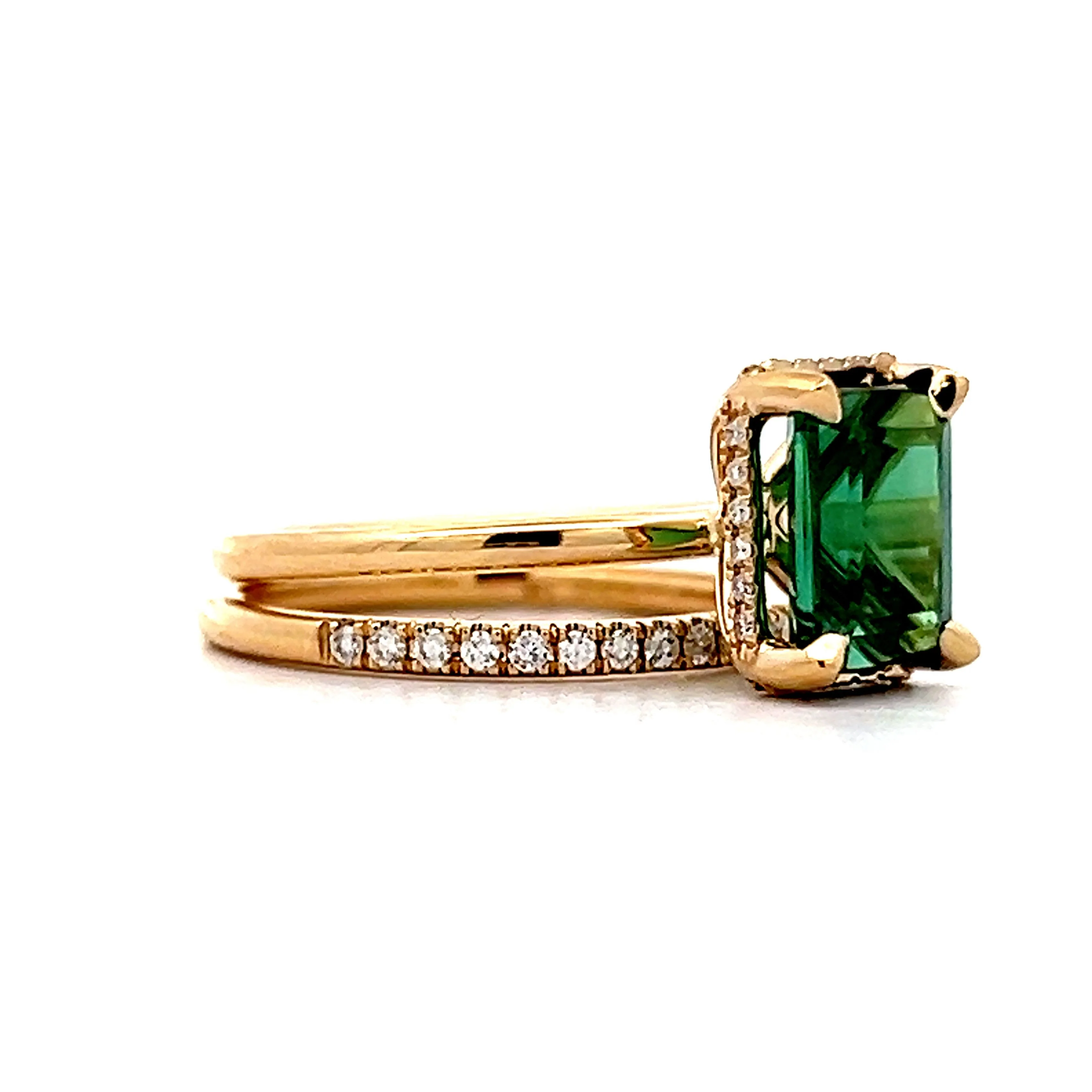 2.00 Green Tourmaline Solitaire Engagement Ring in Yellow Gold - Image 8