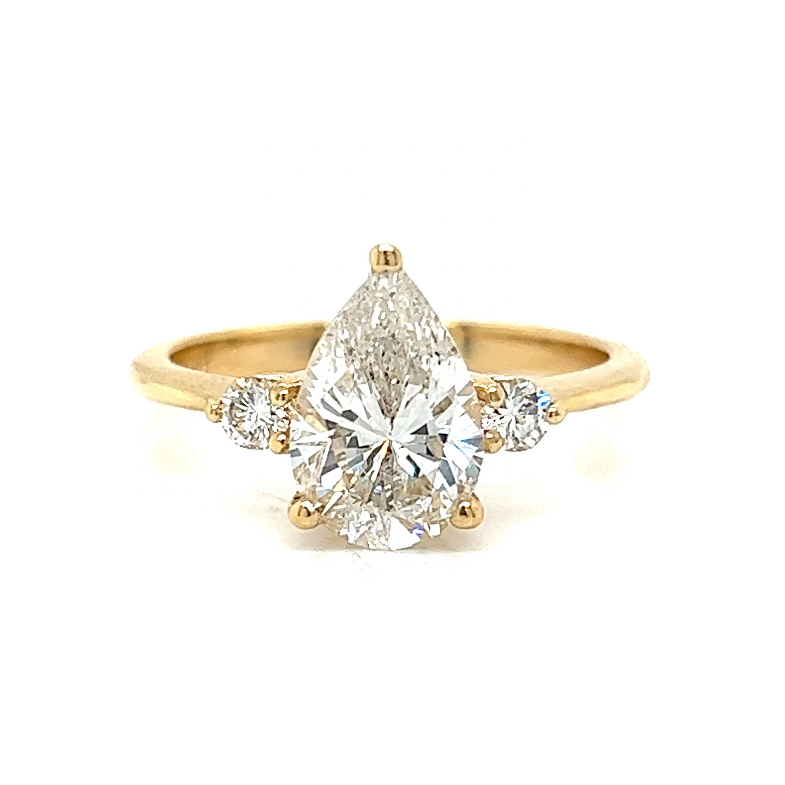 2.00 Pear Cut Diamond Engagement Ring in 14k Yellow Gold