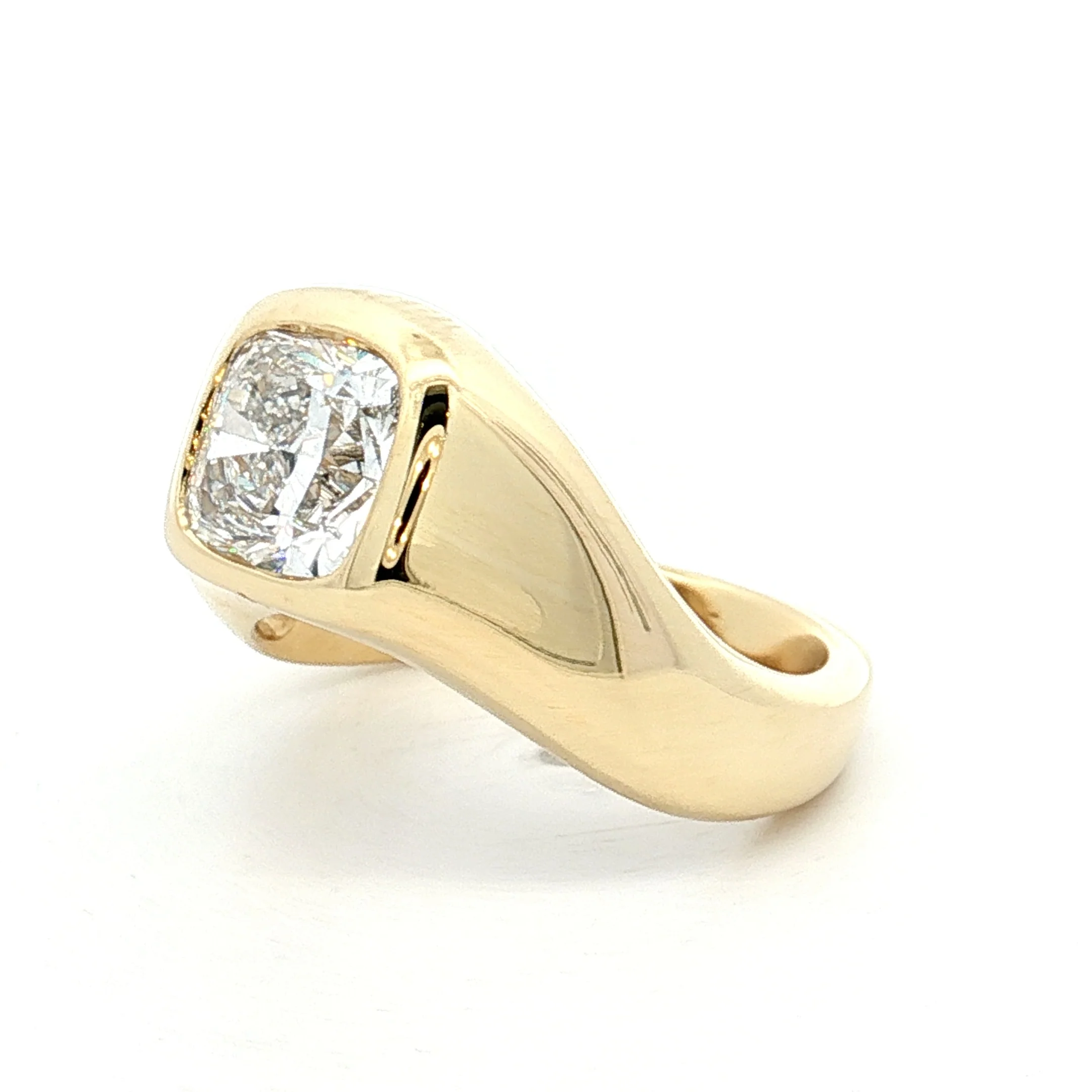2.01 GIA Cushion Diamond Engagement Ring 18k - Image 5