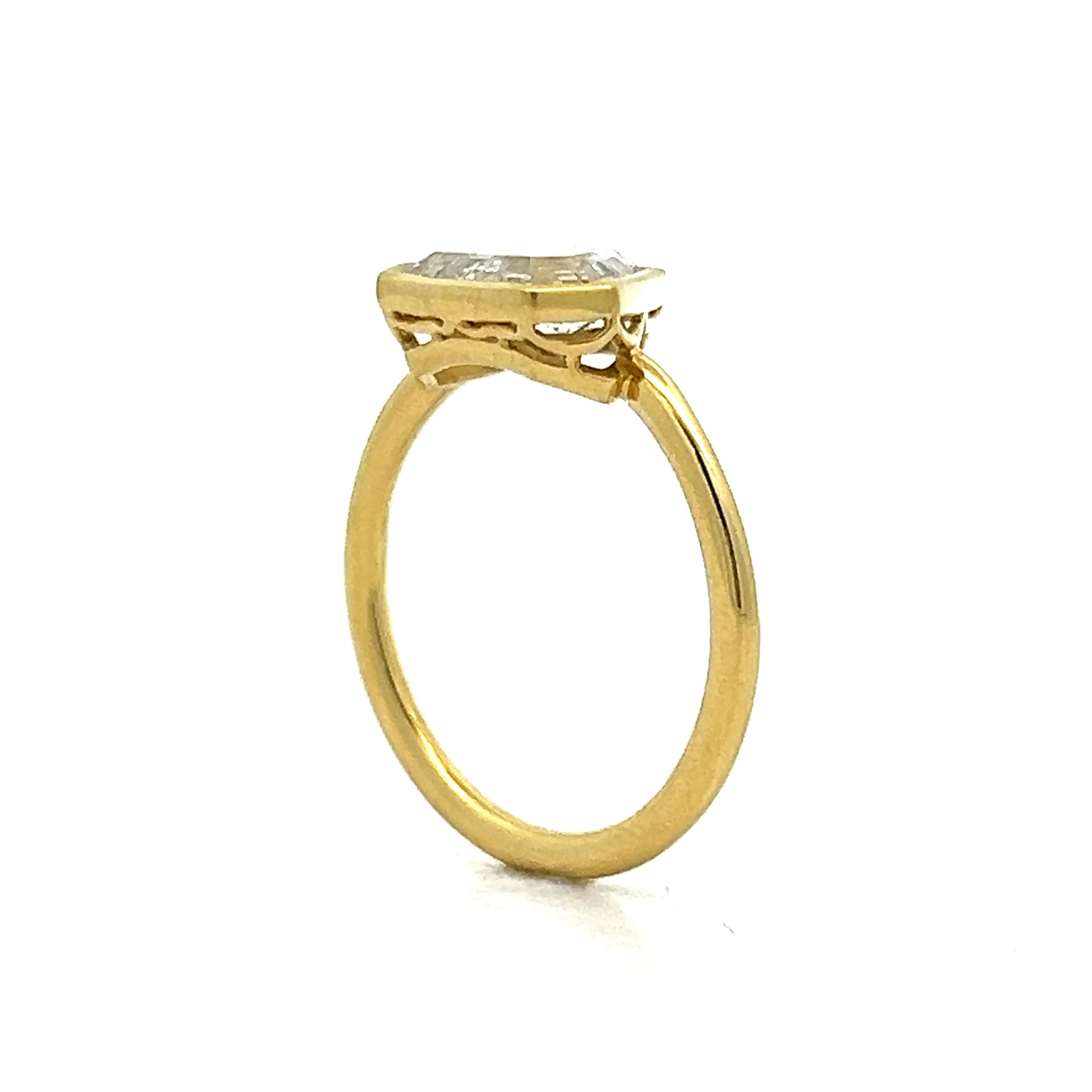 2.01 Portrait Cut Diamond Engagement Ring 18k Yellow Gold - Image 5