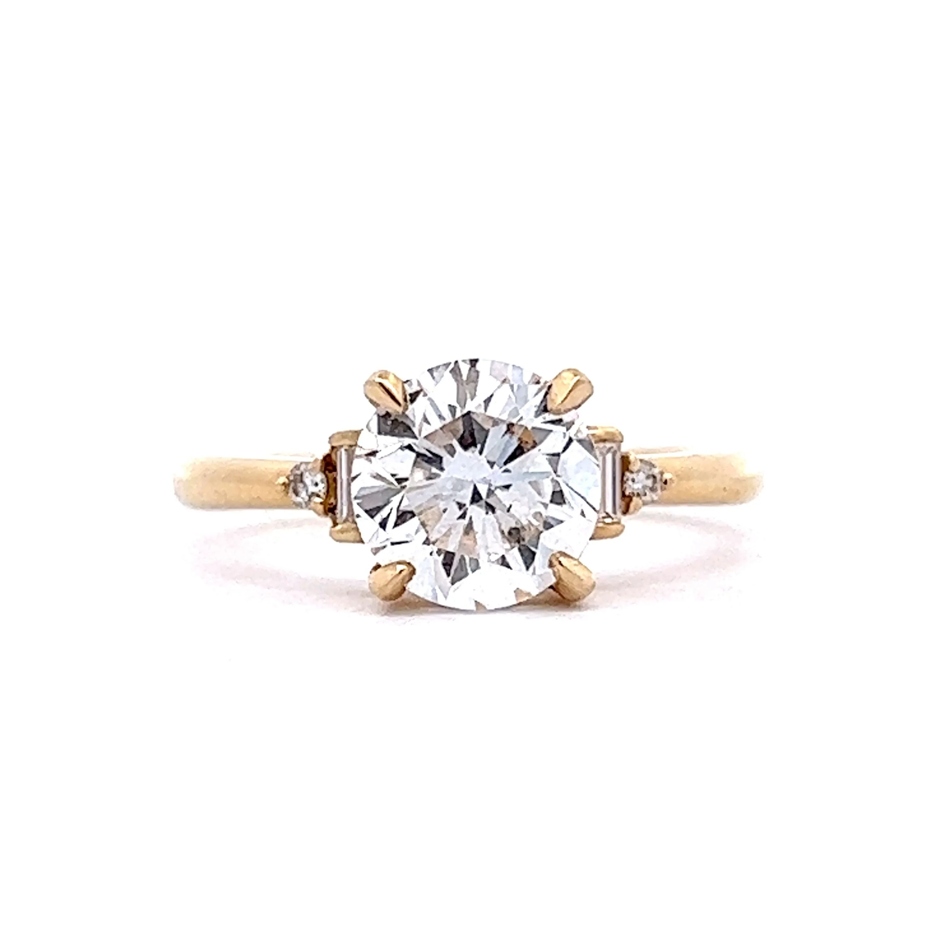 2.01 Round Brilliant Cut Diamond Engagement Ring in 14k Yellow Gold