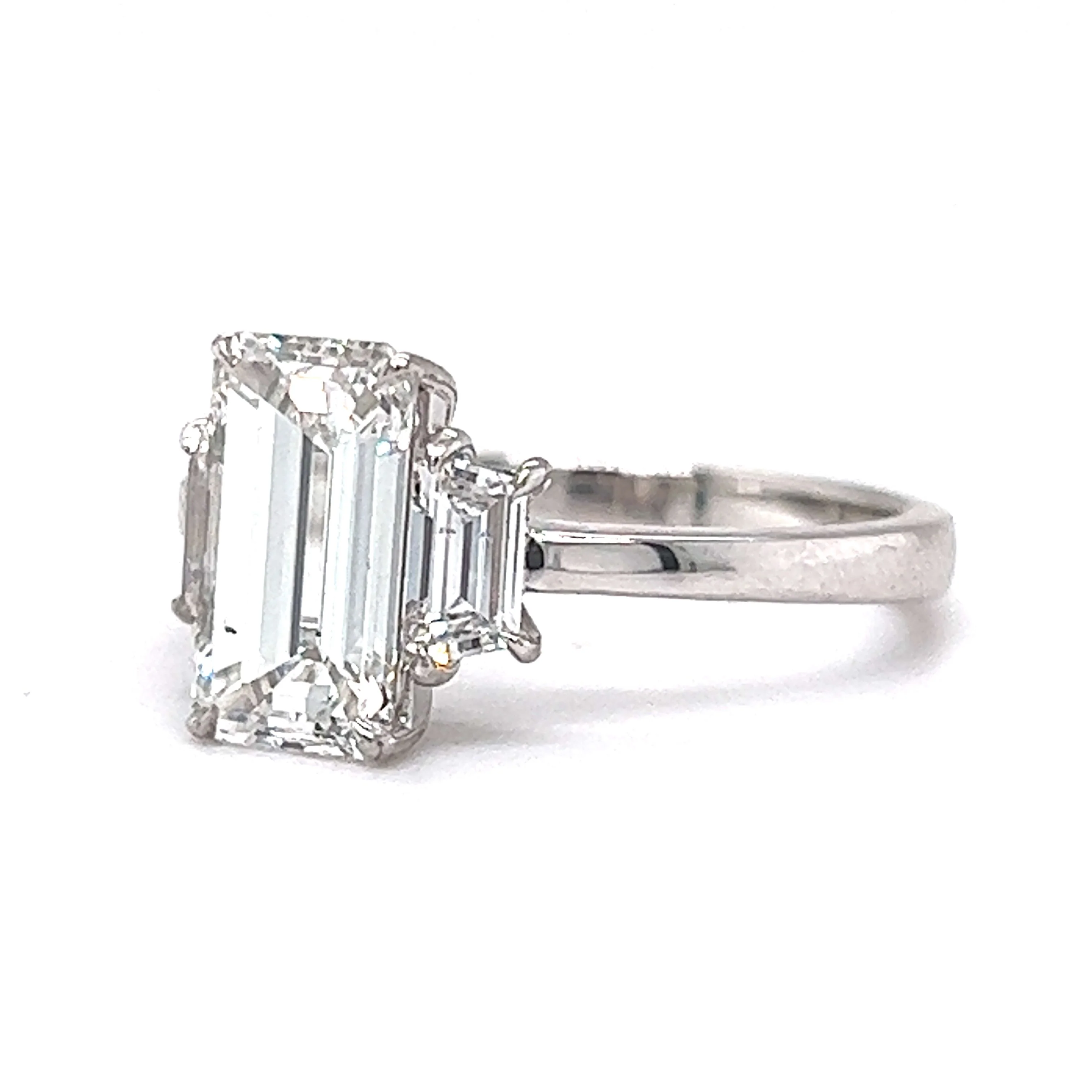 2.02 Emerald Cut Diamond Engagement Ring in 18k White Gold - Image 2