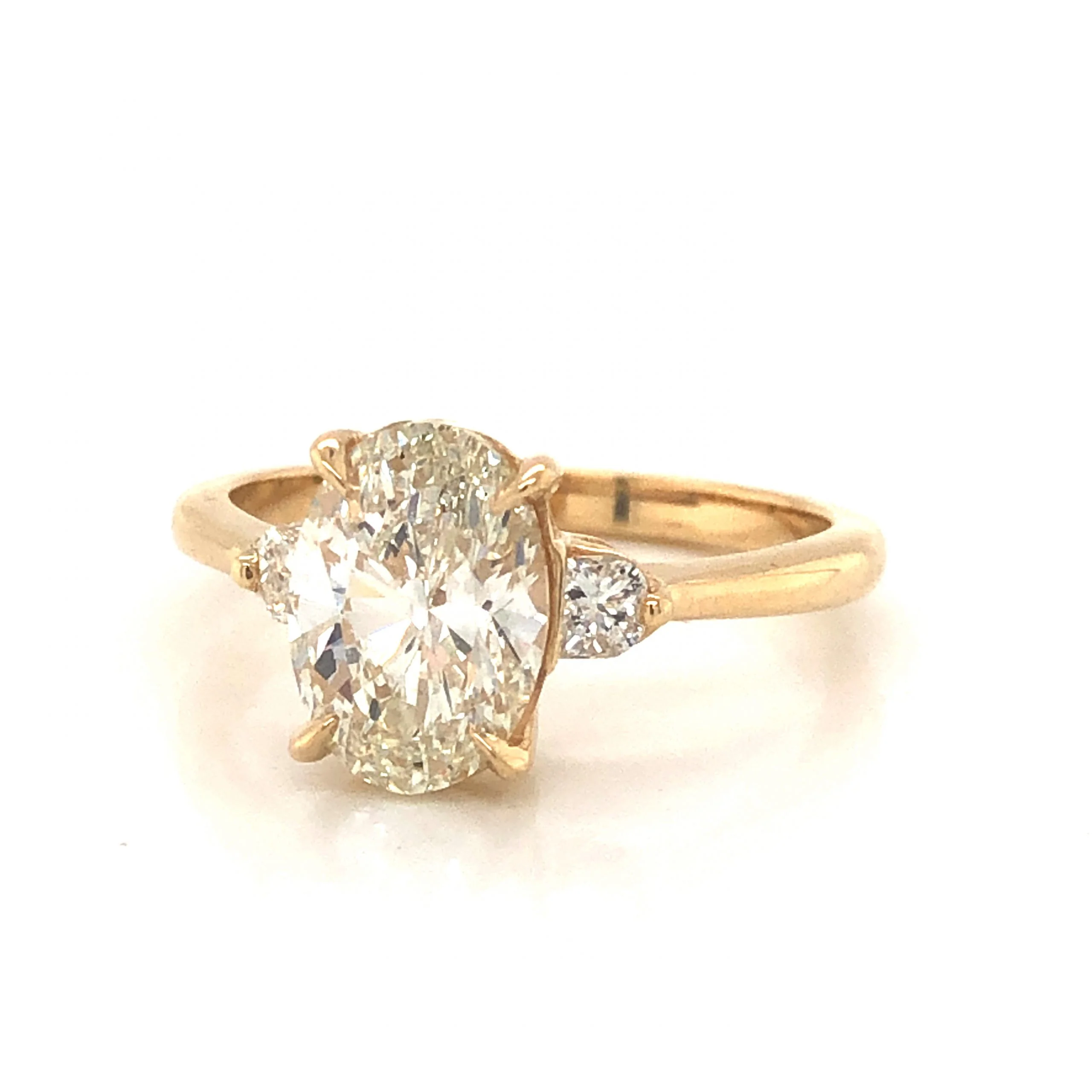 2.02 Oval Cut Diamond Engagement Ring in 14k Yellow Gold - Image 2