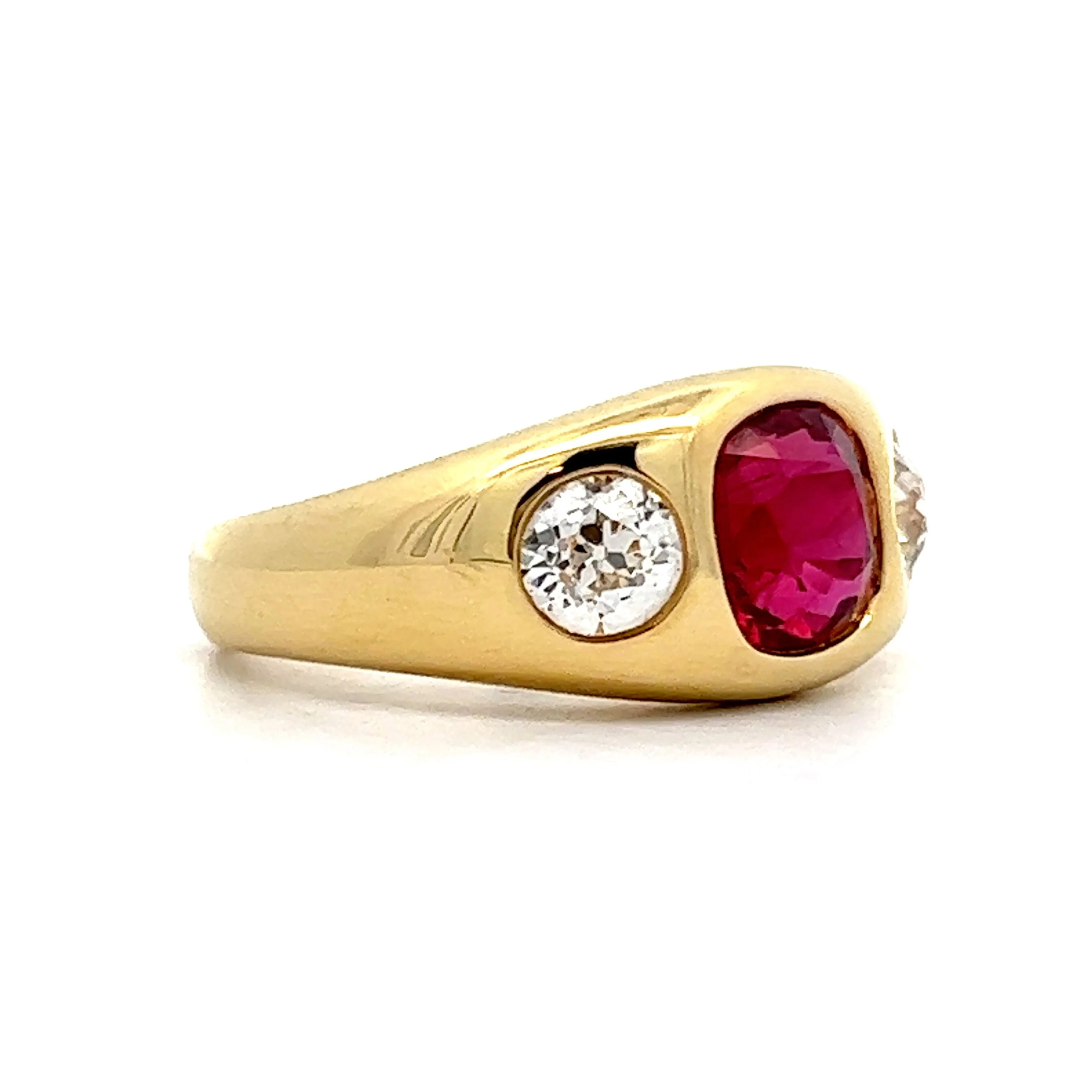 2.04 Ruby Three-Stone Cocktail Ring in 18k Yellow Gold - Image 3