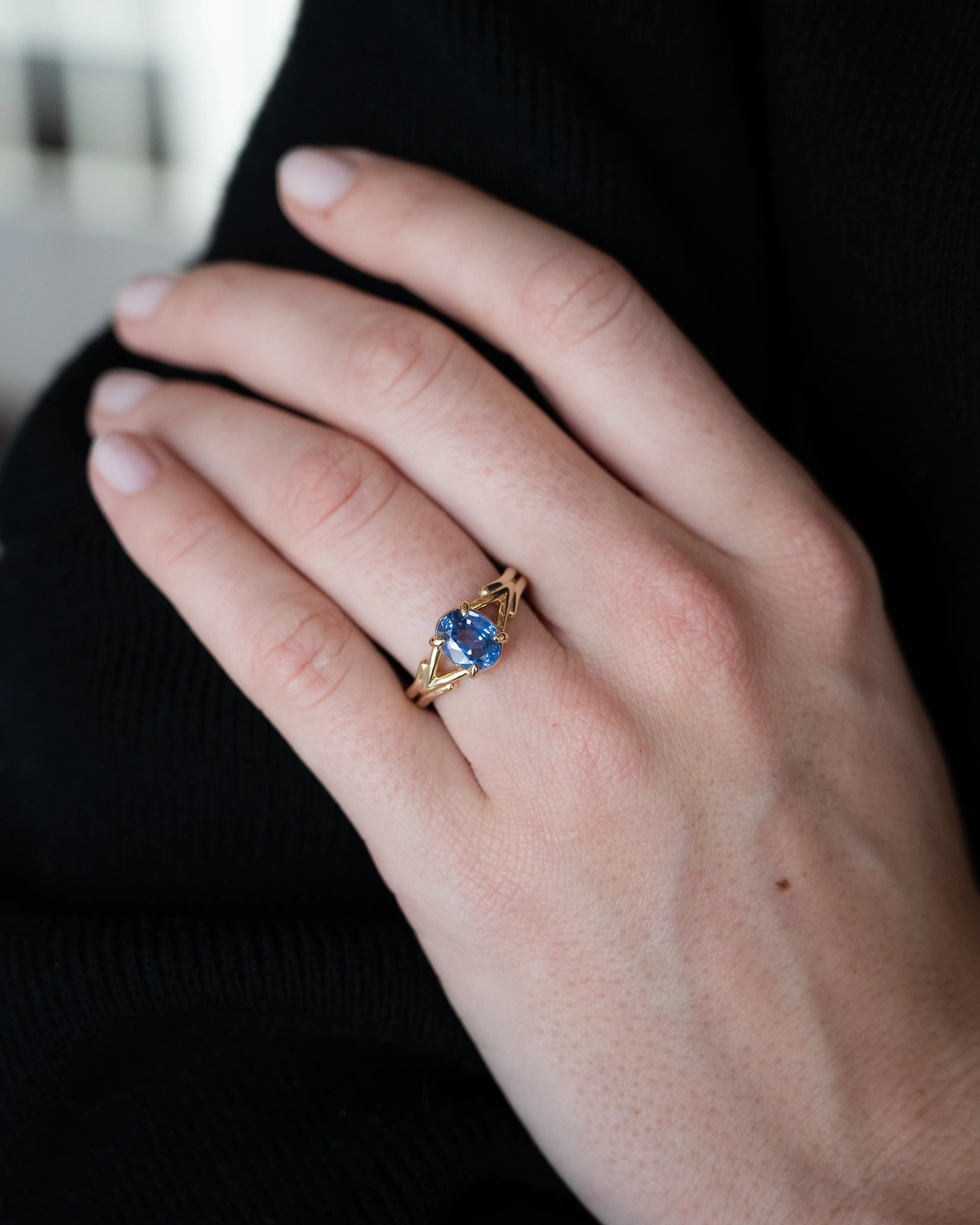 2.05 Oval Blue Sapphire Engagement Ring 14k - Image 7