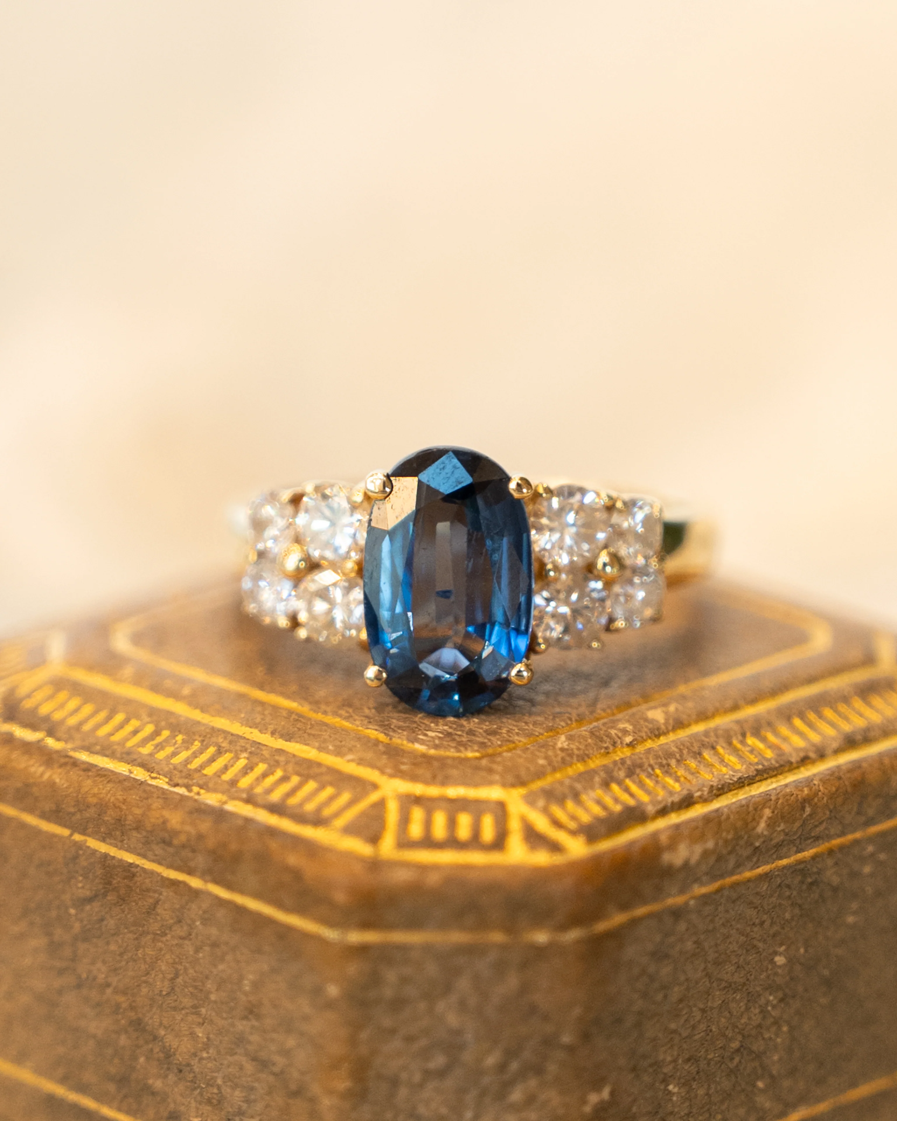 2.07 Oval Sapphire Engagement Ring in 18k Yellow Gold - Image 6