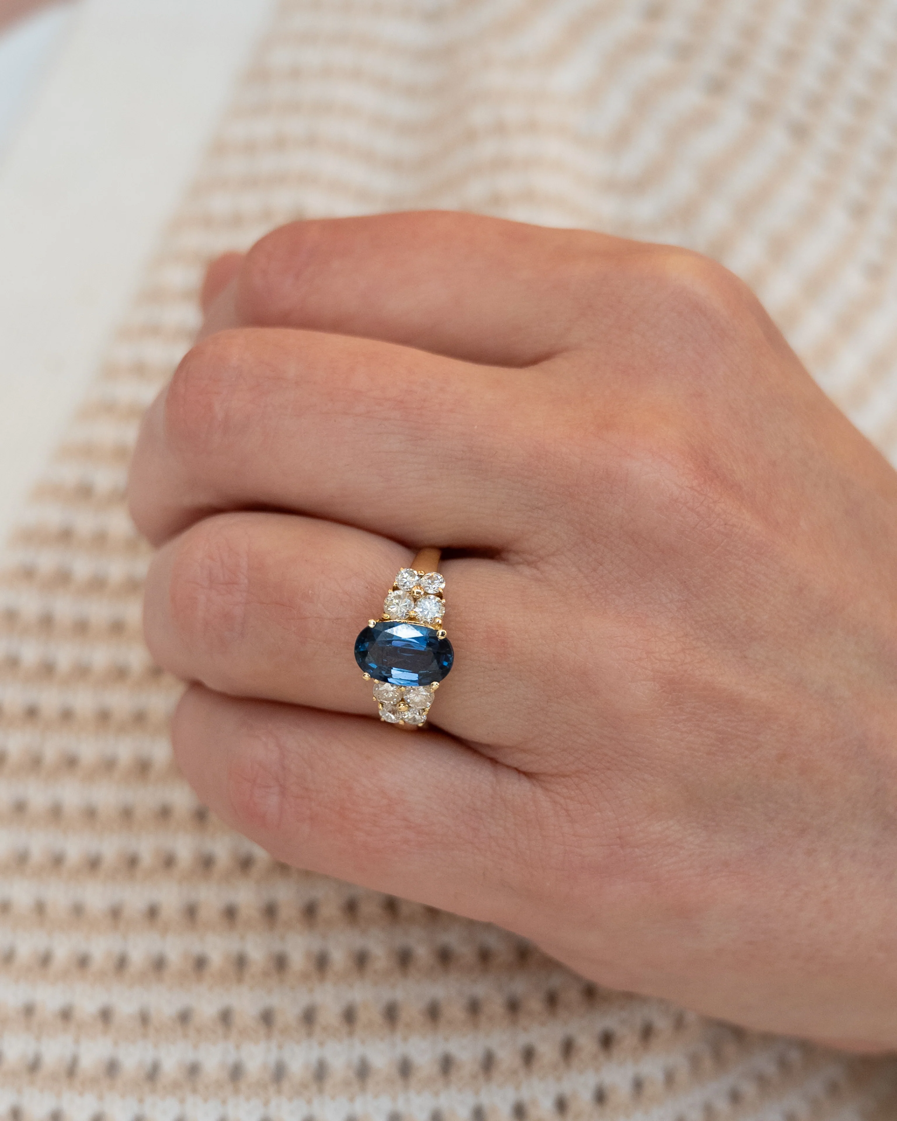 2.07 Oval Sapphire Engagement Ring in 18k Yellow Gold - Image 8